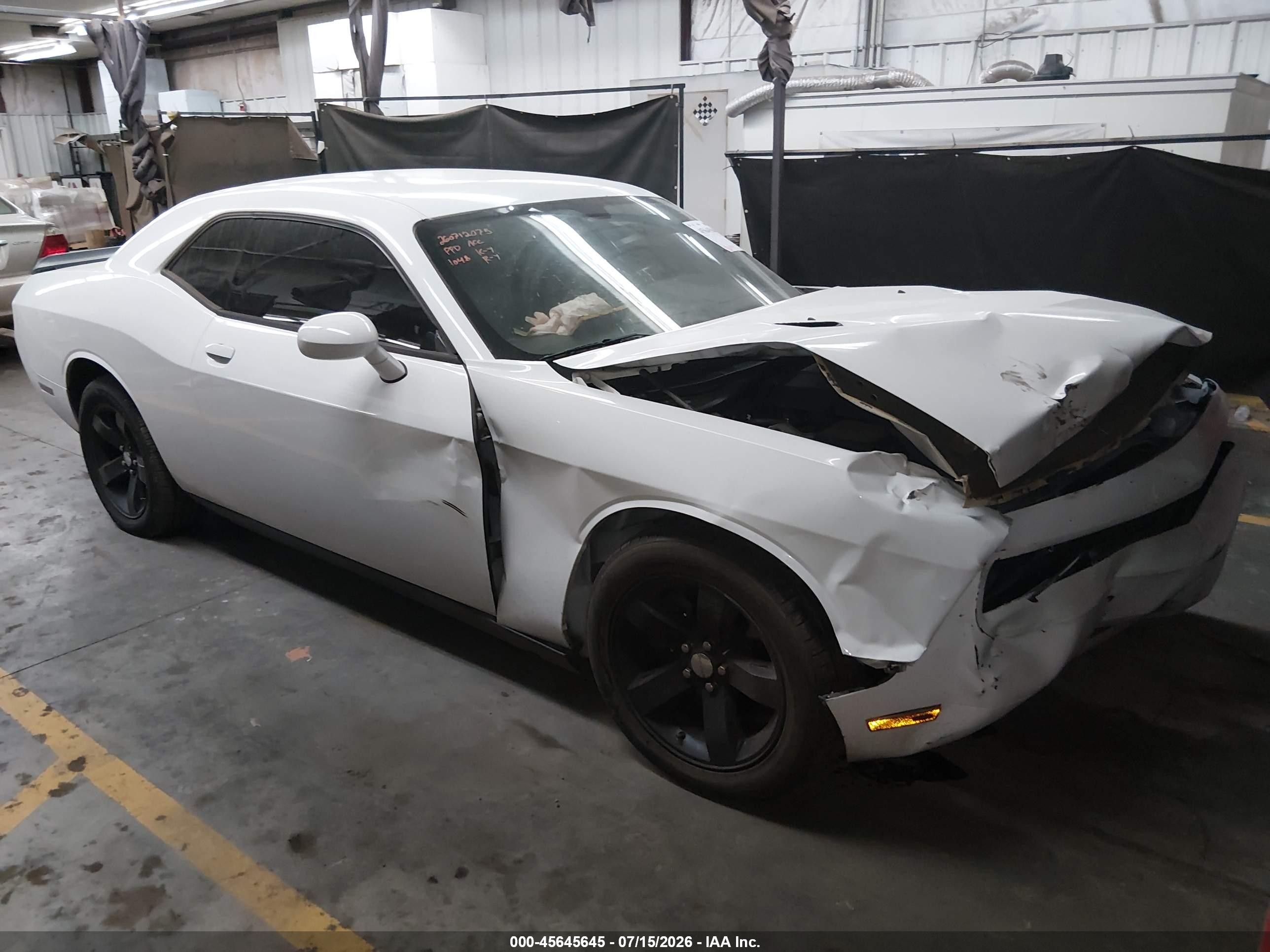 2013 Dodge Challenger Sxt White vin: 2C3CDYAG9DH501048