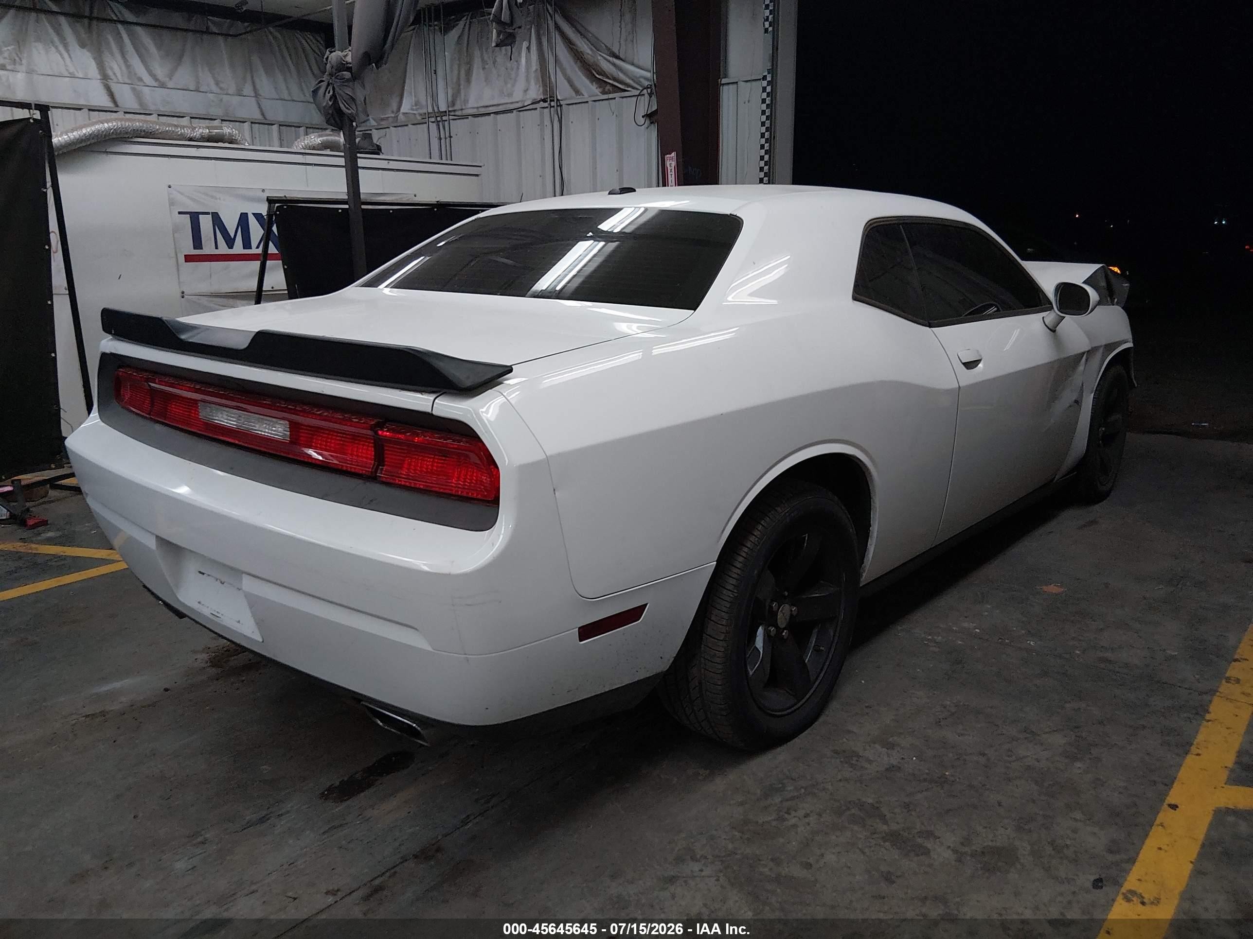 2013 Dodge Challenger Sxt White vin: 2C3CDYAG9DH501048