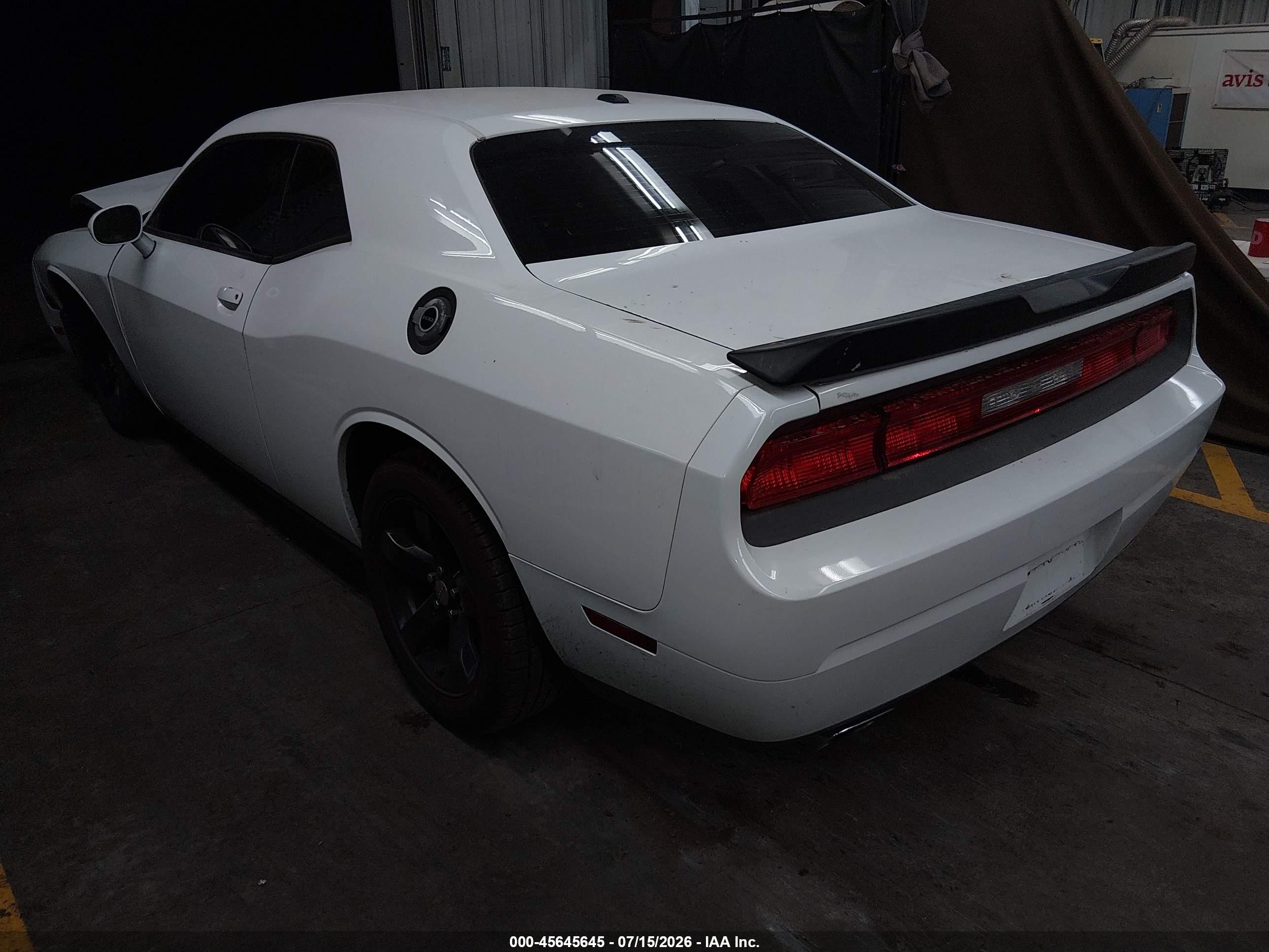 2013 Dodge Challenger Sxt White vin: 2C3CDYAG9DH501048