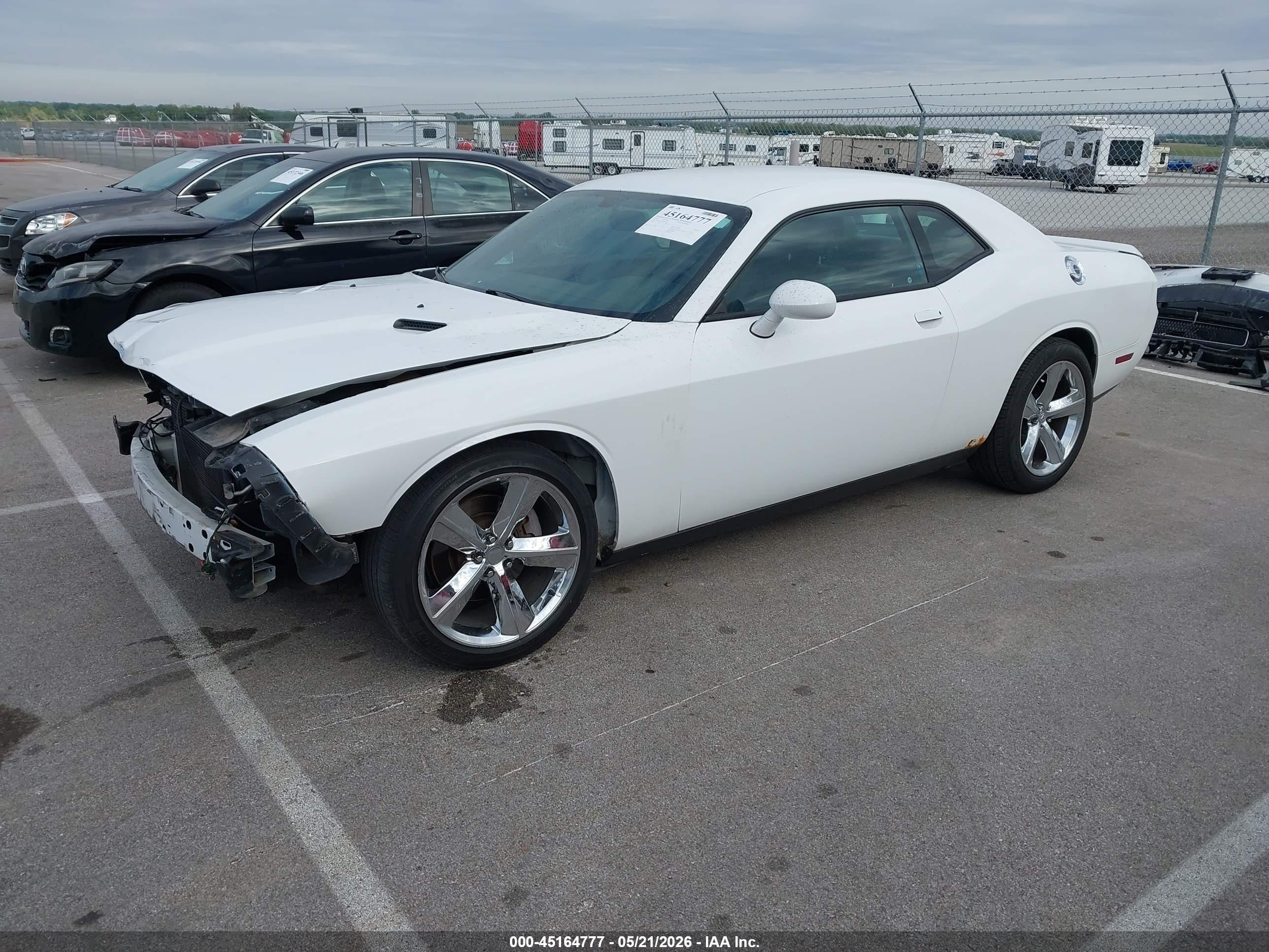 2013 Dodge Challenger Sxt Plus White vin: 2C3CDYAG9DH591401