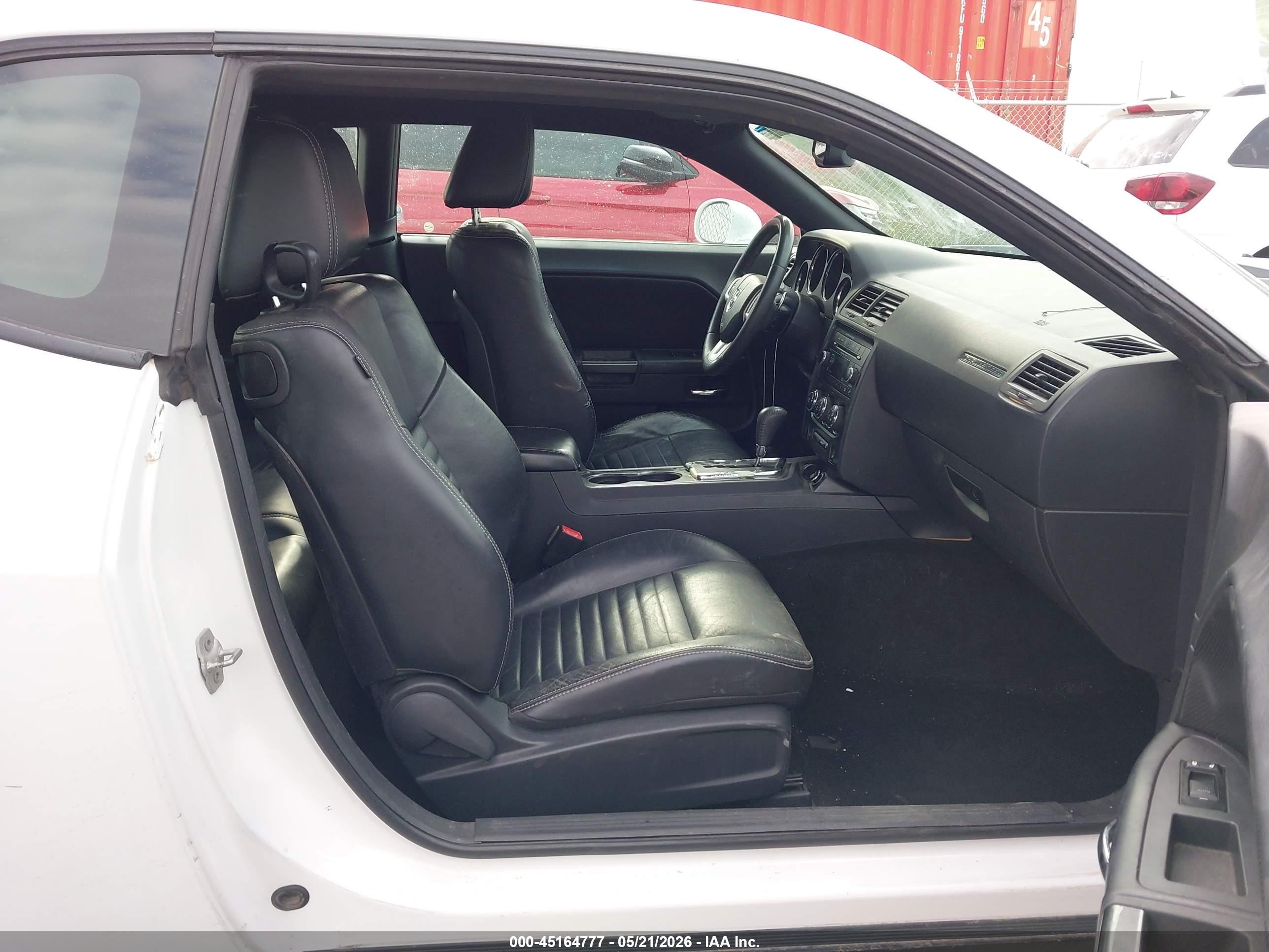 2013 Dodge Challenger Sxt Plus White vin: 2C3CDYAG9DH591401