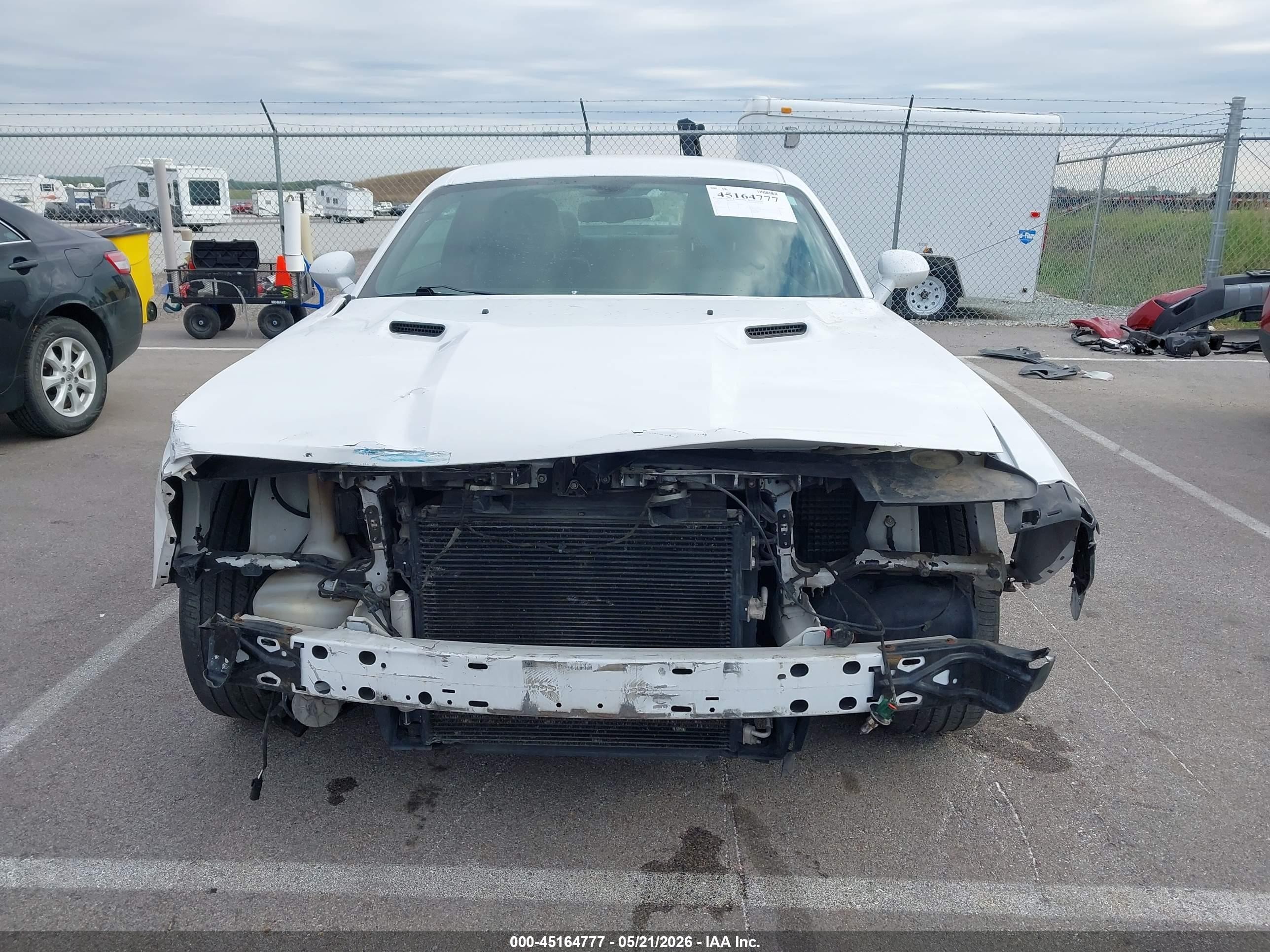 2013 Dodge Challenger Sxt Plus White vin: 2C3CDYAG9DH591401