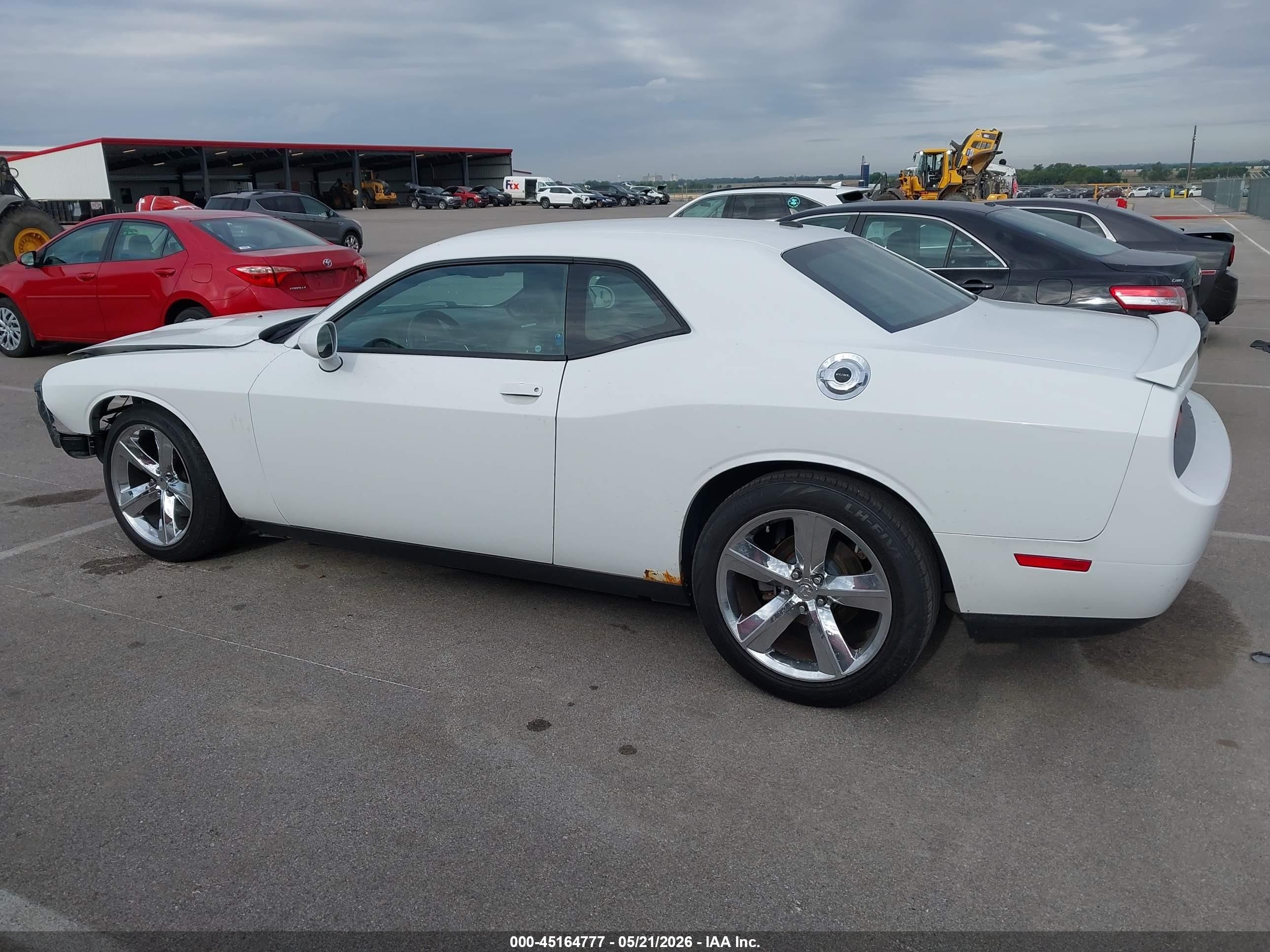 2013 Dodge Challenger Sxt Plus White vin: 2C3CDYAG9DH591401