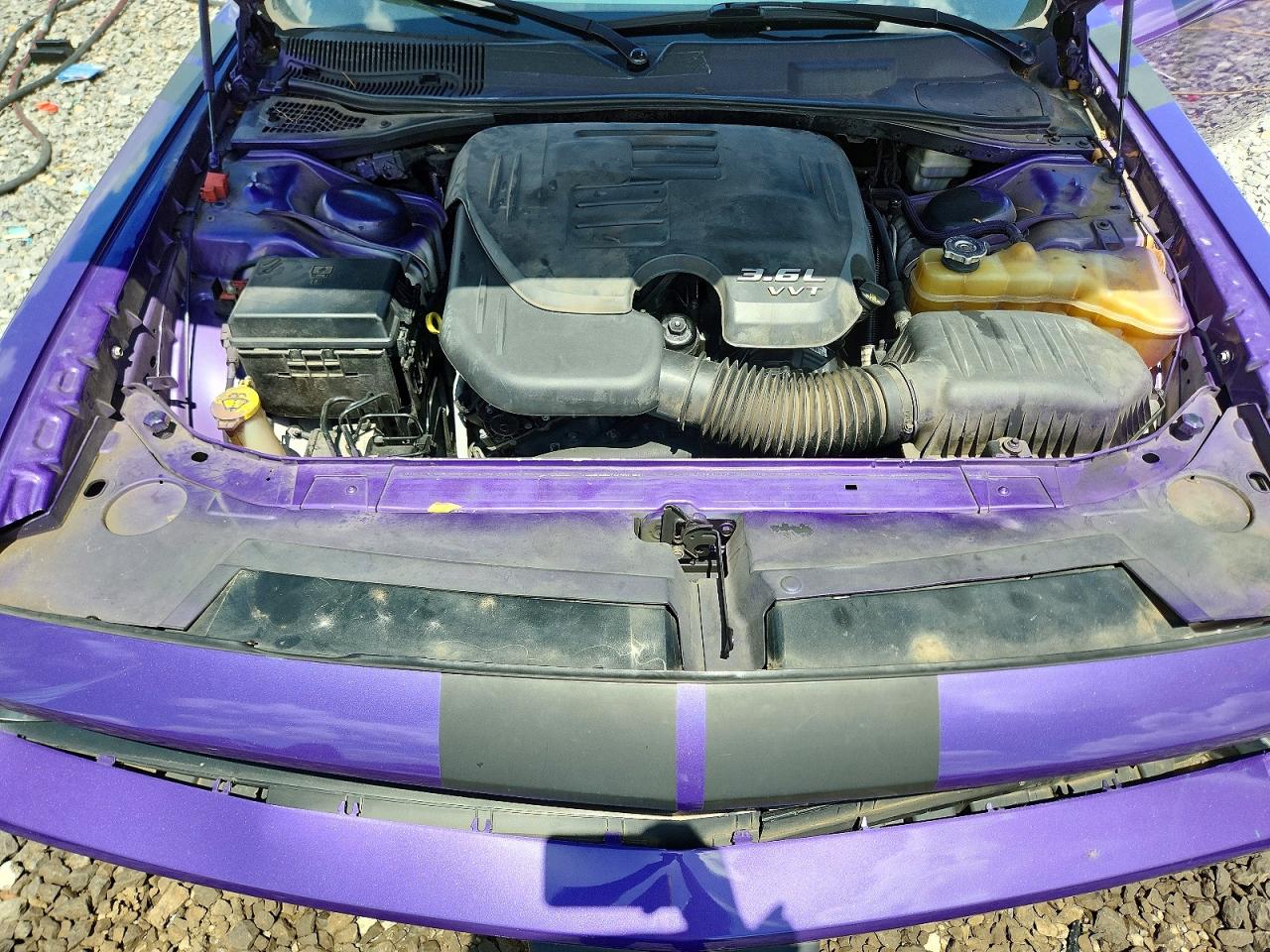 2013 Dodge Challenger Sxt Purple vin: 2C3CDYAG9DH596355