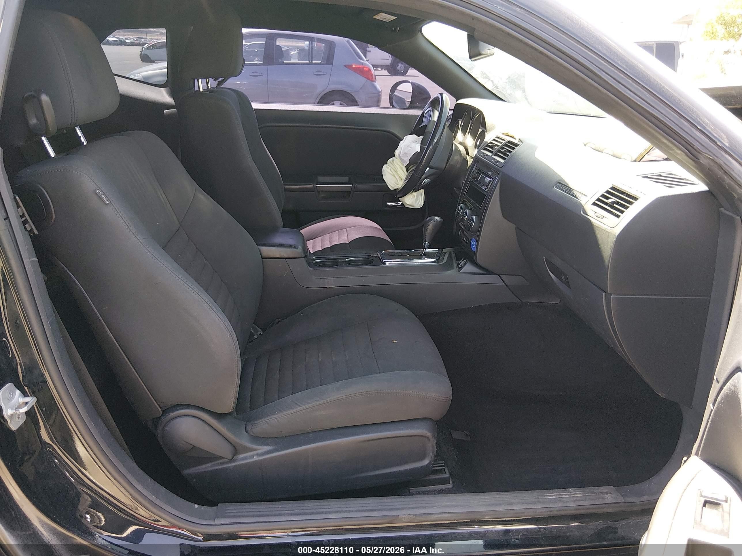 2013 Dodge Challenger Sxt Black vin: 2C3CDYAG9DH674343