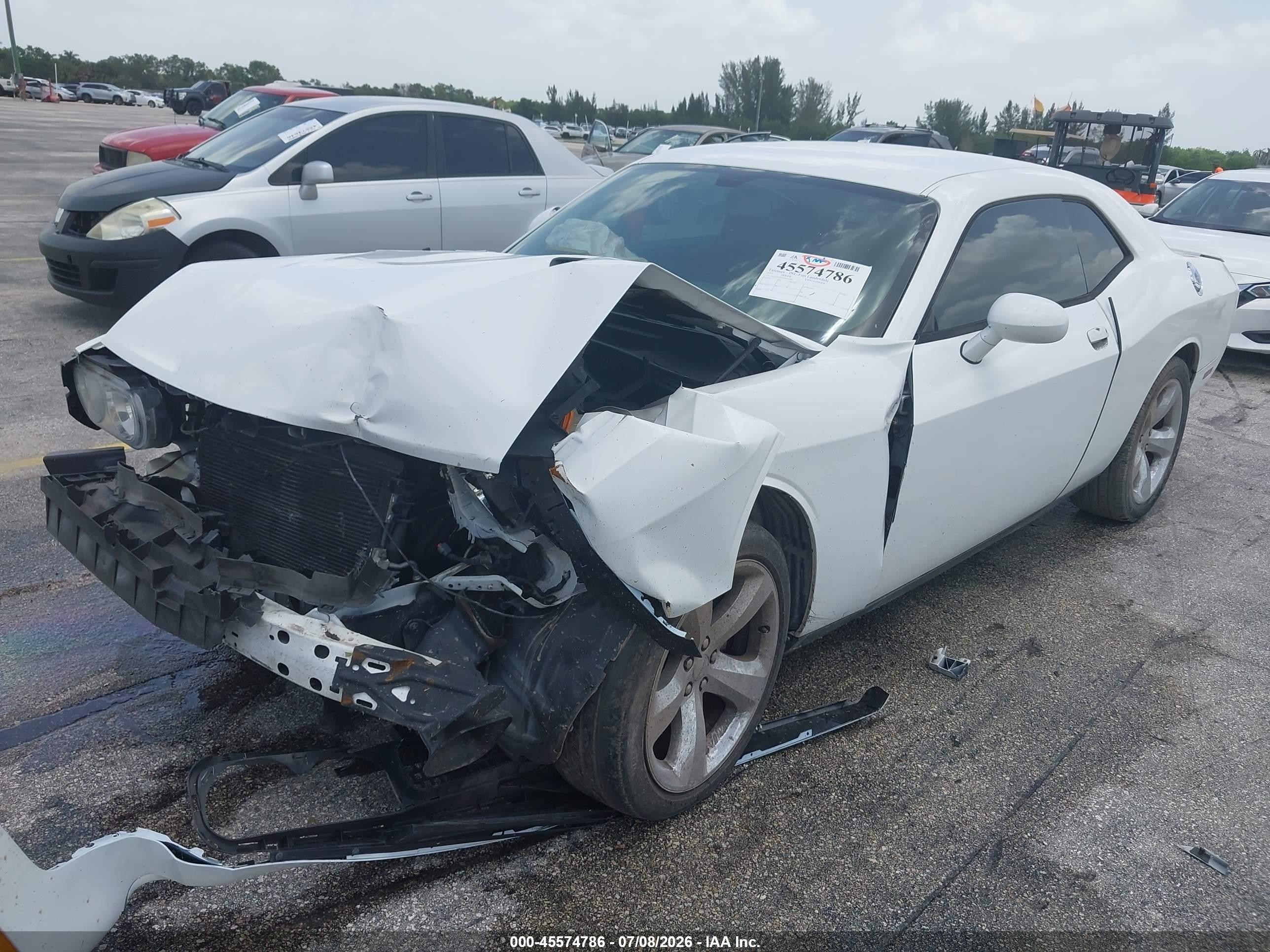 2014 Dodge Challenger Sxt White vin: 2C3CDYAG9EH101458