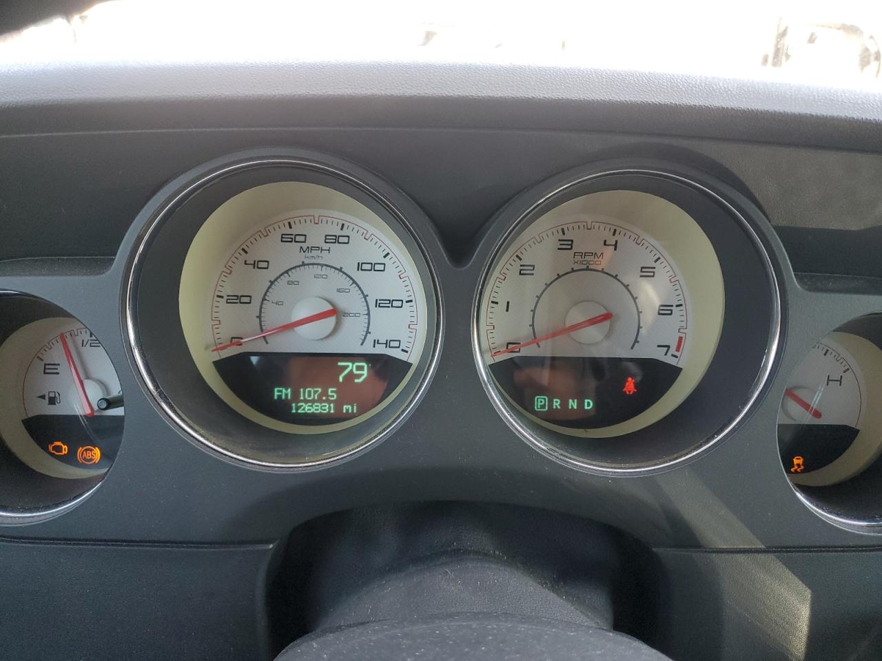 2014 Dodge Challenger Sxt White vin: 2C3CDYAG9EH126909
