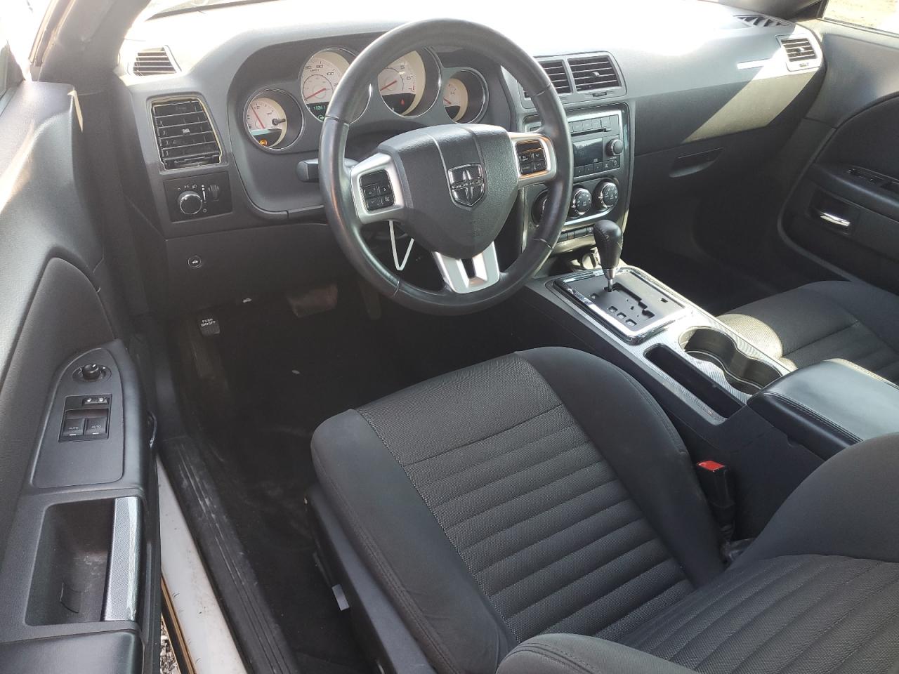 2014 Dodge Challenger Sxt White vin: 2C3CDYAG9EH126909