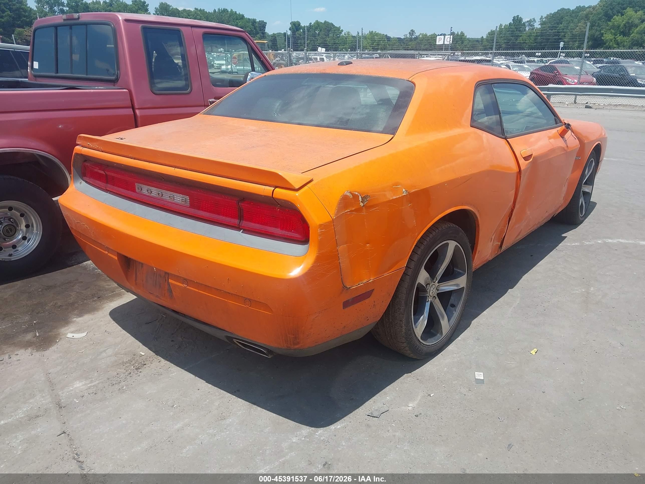 2014 Dodge Challenger Sxt 100th Anniversary Appearance Group Orange vin: 2C3CDYAG9EH277216