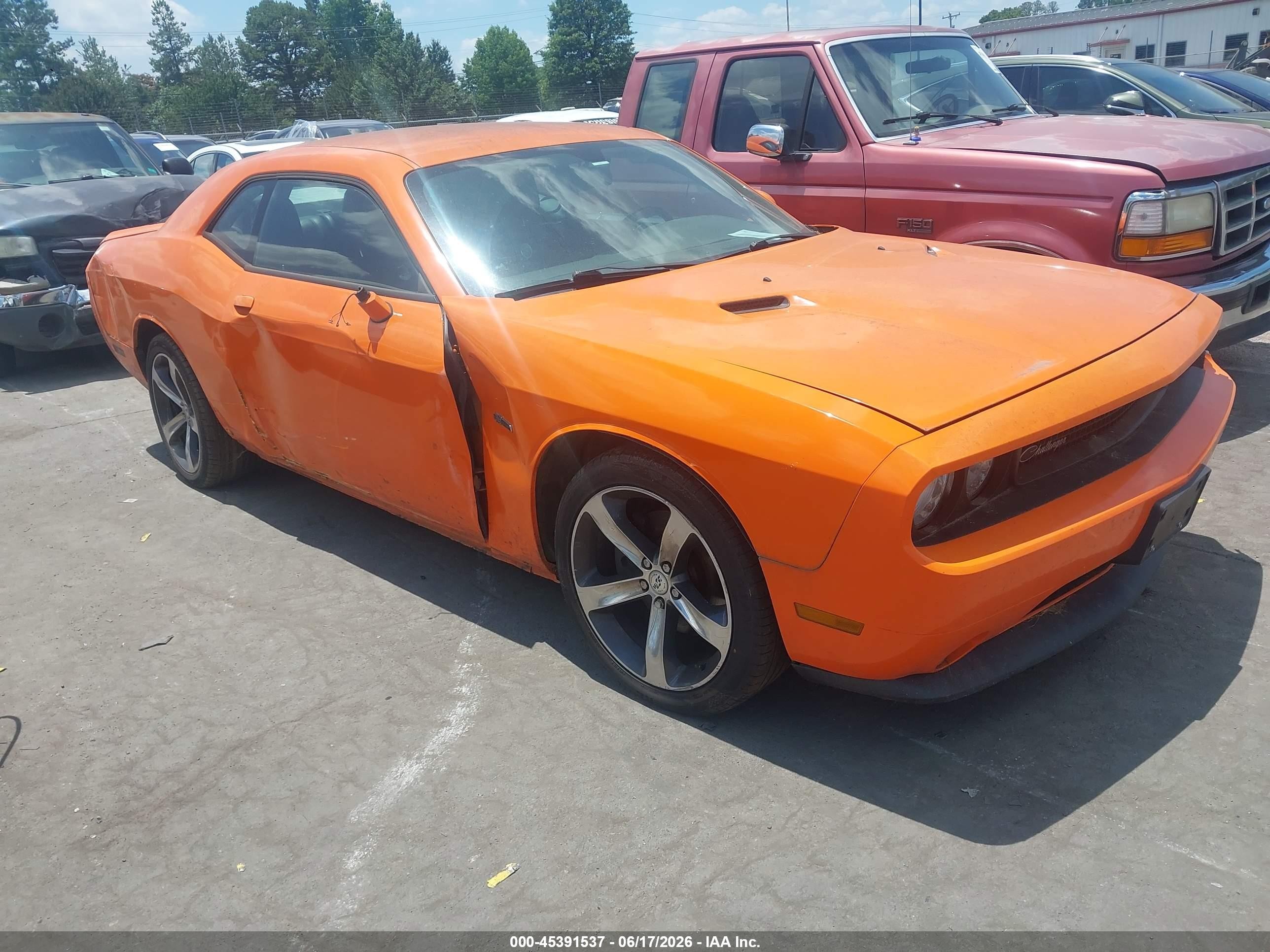 2014 Dodge Challenger Sxt 100th Anniversary Appearance Group Orange vin: 2C3CDYAG9EH277216