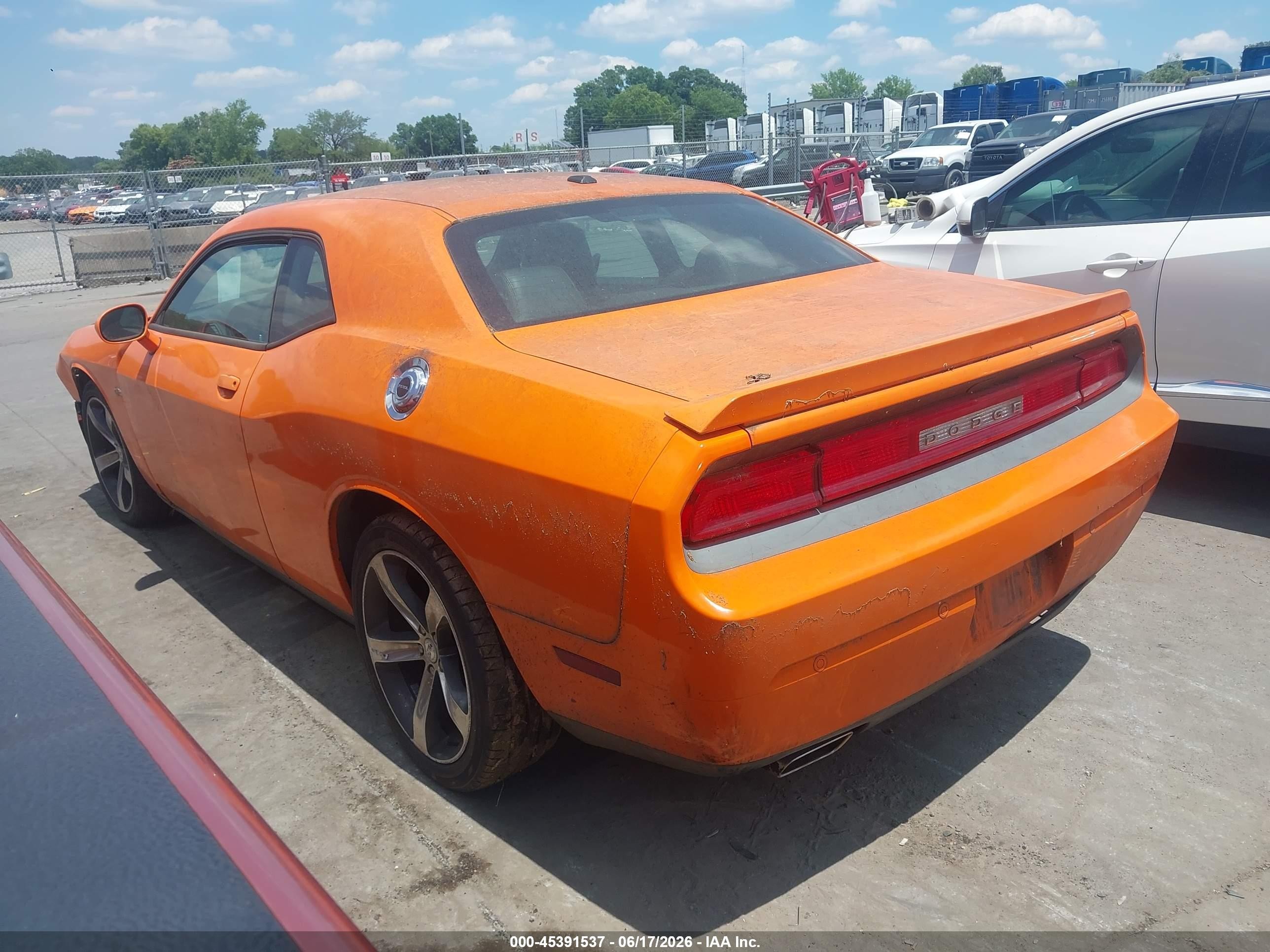 2014 Dodge Challenger Sxt 100th Anniversary Appearance Group Orange vin: 2C3CDYAG9EH277216