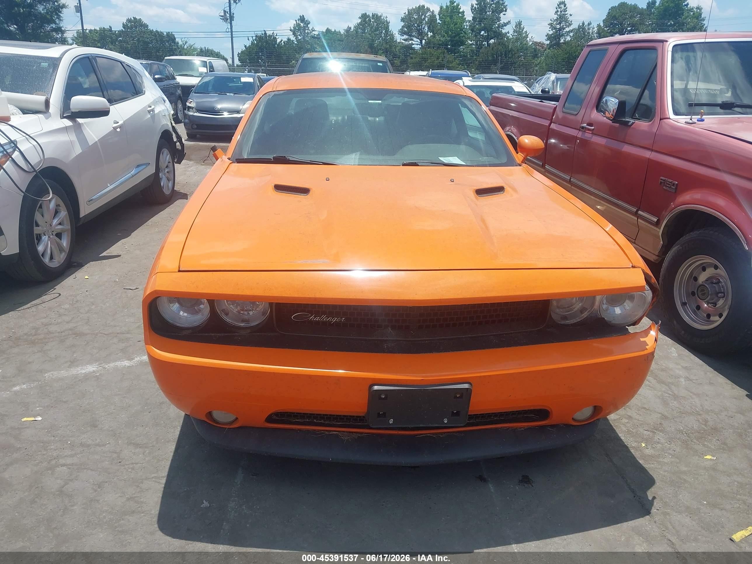 2014 Dodge Challenger Sxt 100th Anniversary Appearance Group Orange vin: 2C3CDYAG9EH277216