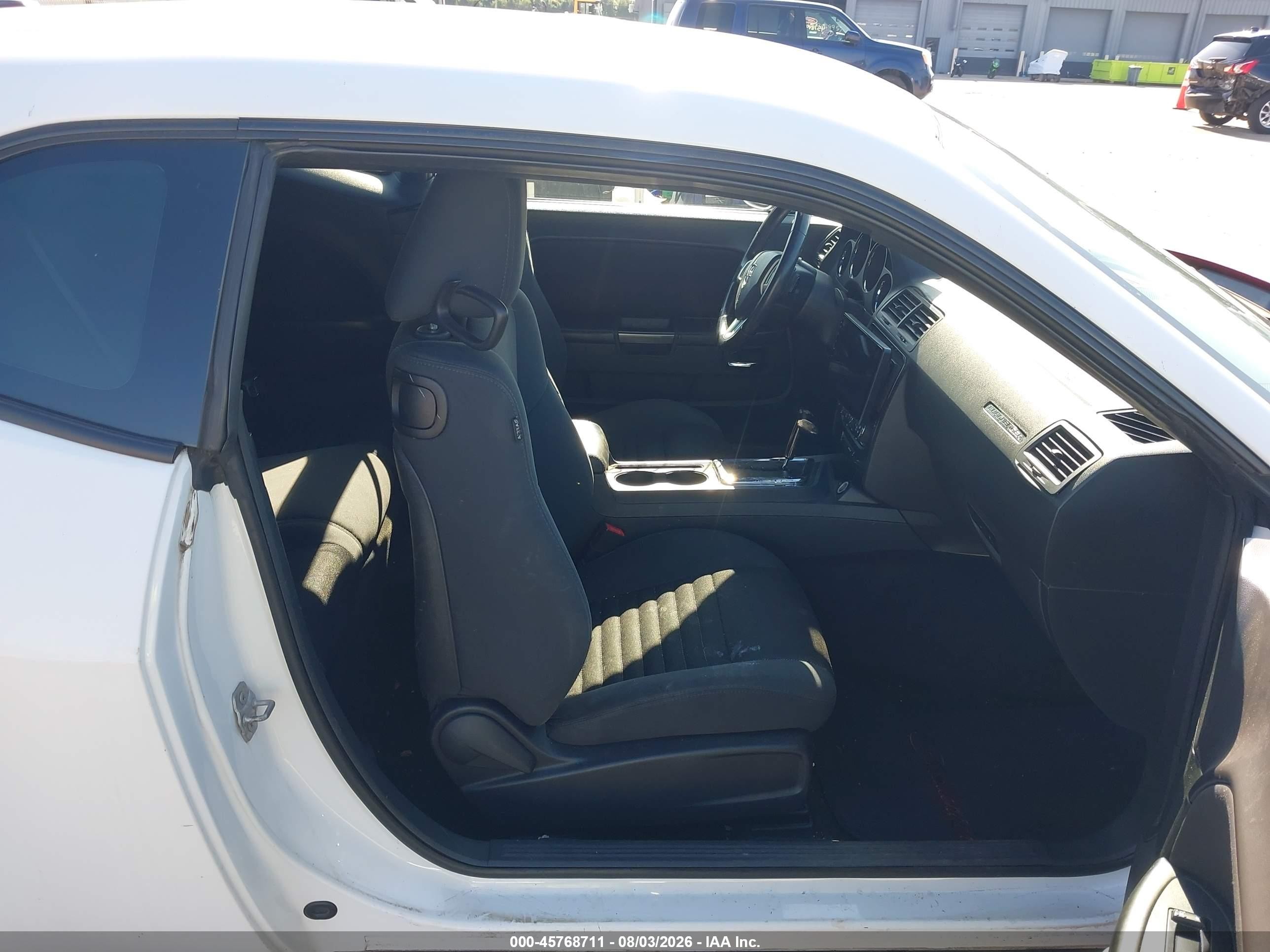 2014 Dodge Challenger Sxt White vin: 2C3CDYAG9EH285820