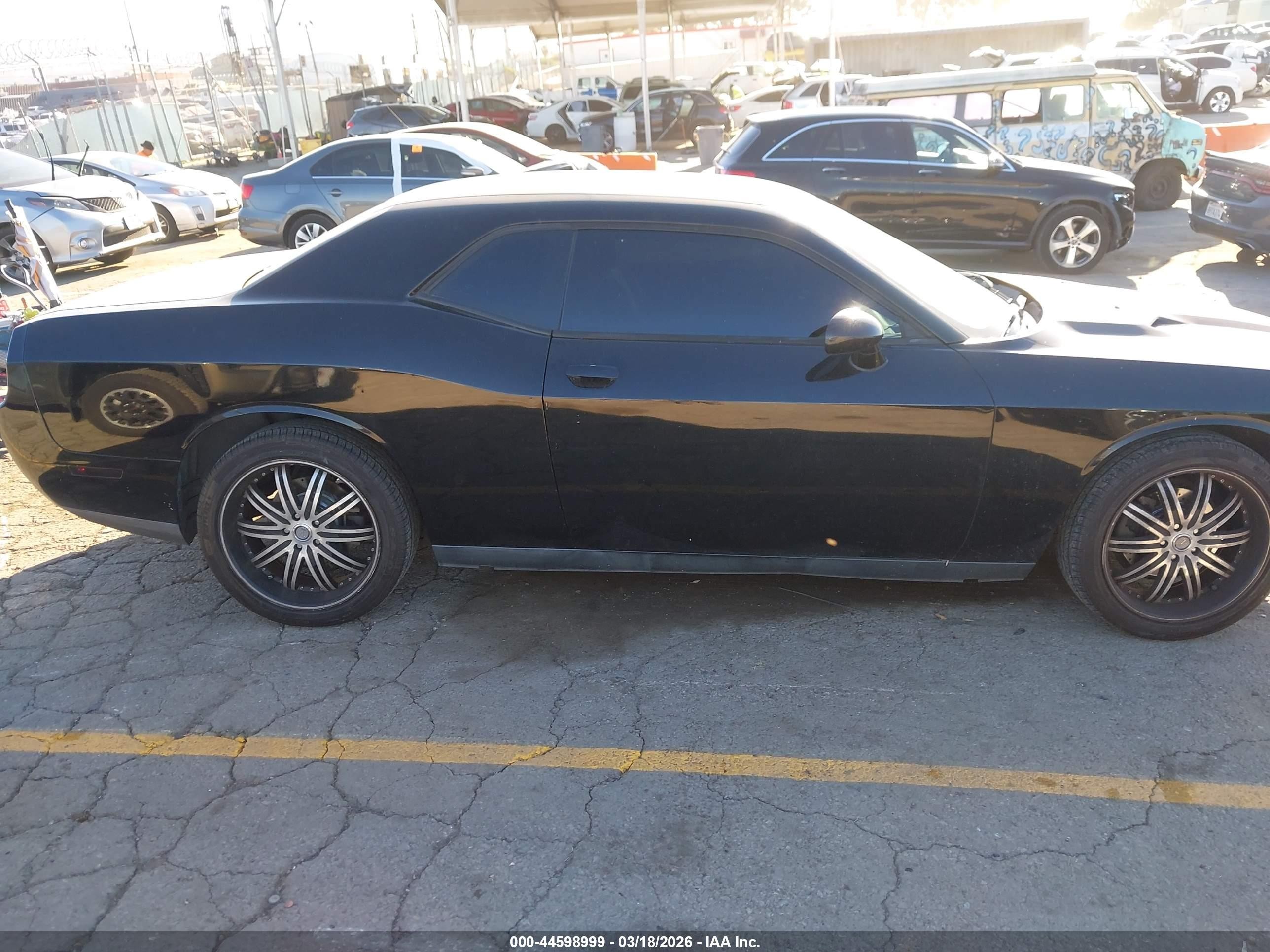 2014 Dodge Challenger Sxt Black vin: 2C3CDYAG9EH313096
