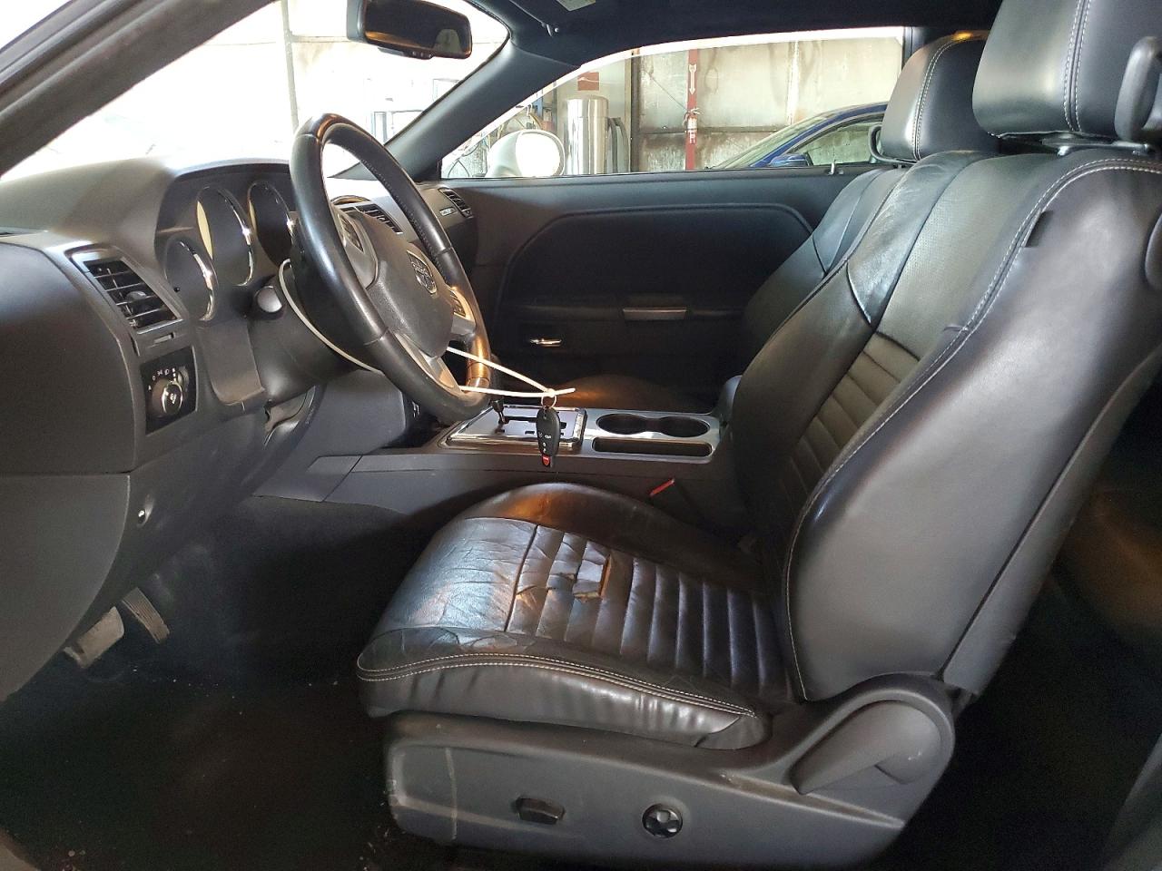 2012 Dodge Challenger Sxt Белый vin: 2C3CDYAGXCH186274