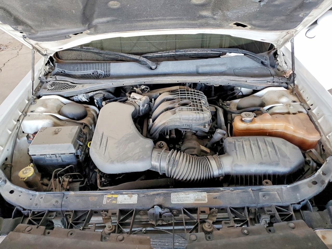 2012 Dodge Challenger Sxt Белый vin: 2C3CDYAGXCH186274