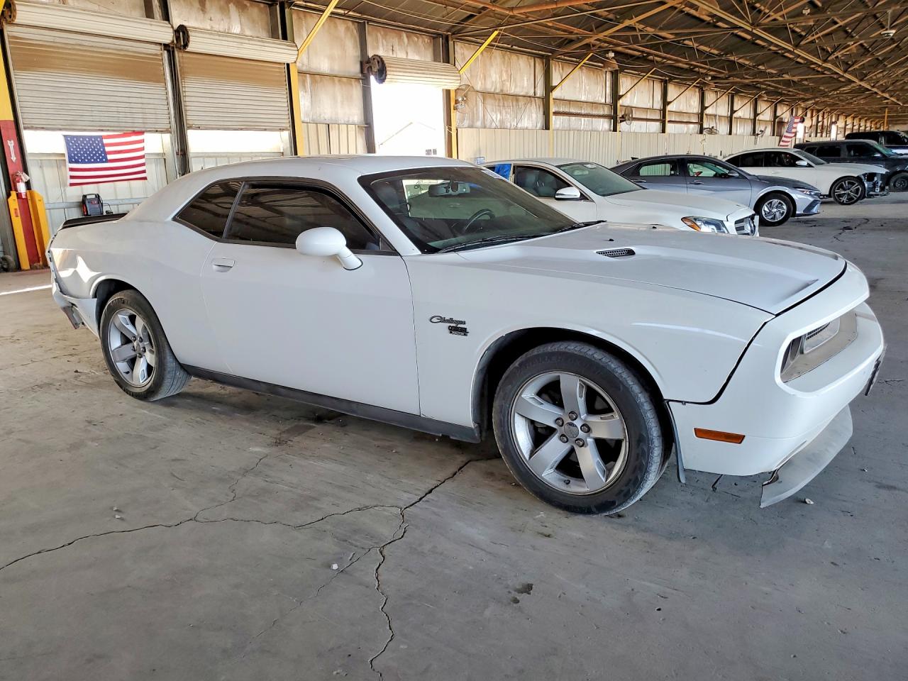 2012 Dodge Challenger Sxt Белый vin: 2C3CDYAGXCH186274