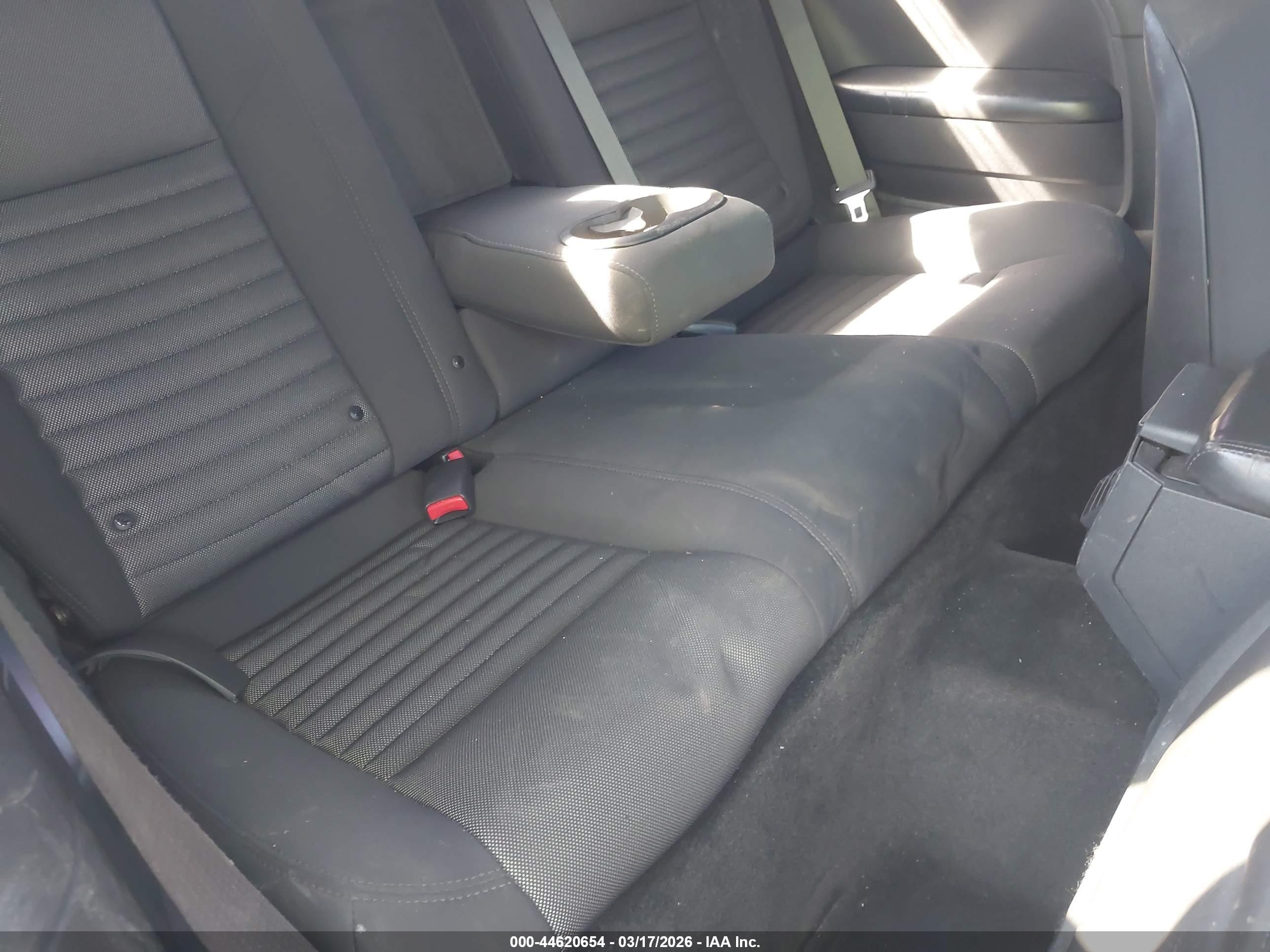 2012 Dodge Challenger Sxt Серый vin: 2C3CDYAGXCH186811