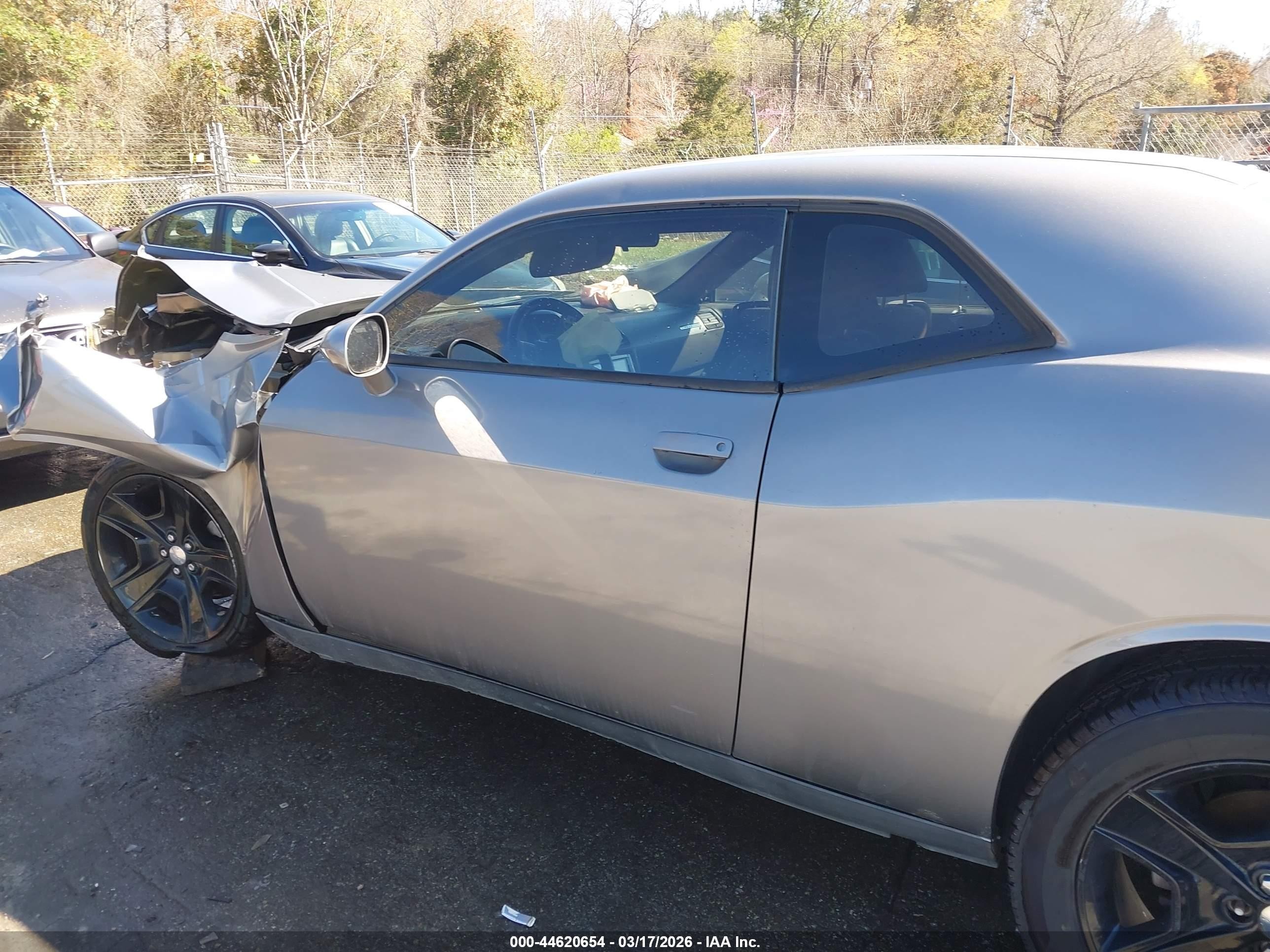 2012 Dodge Challenger Sxt Серый vin: 2C3CDYAGXCH186811