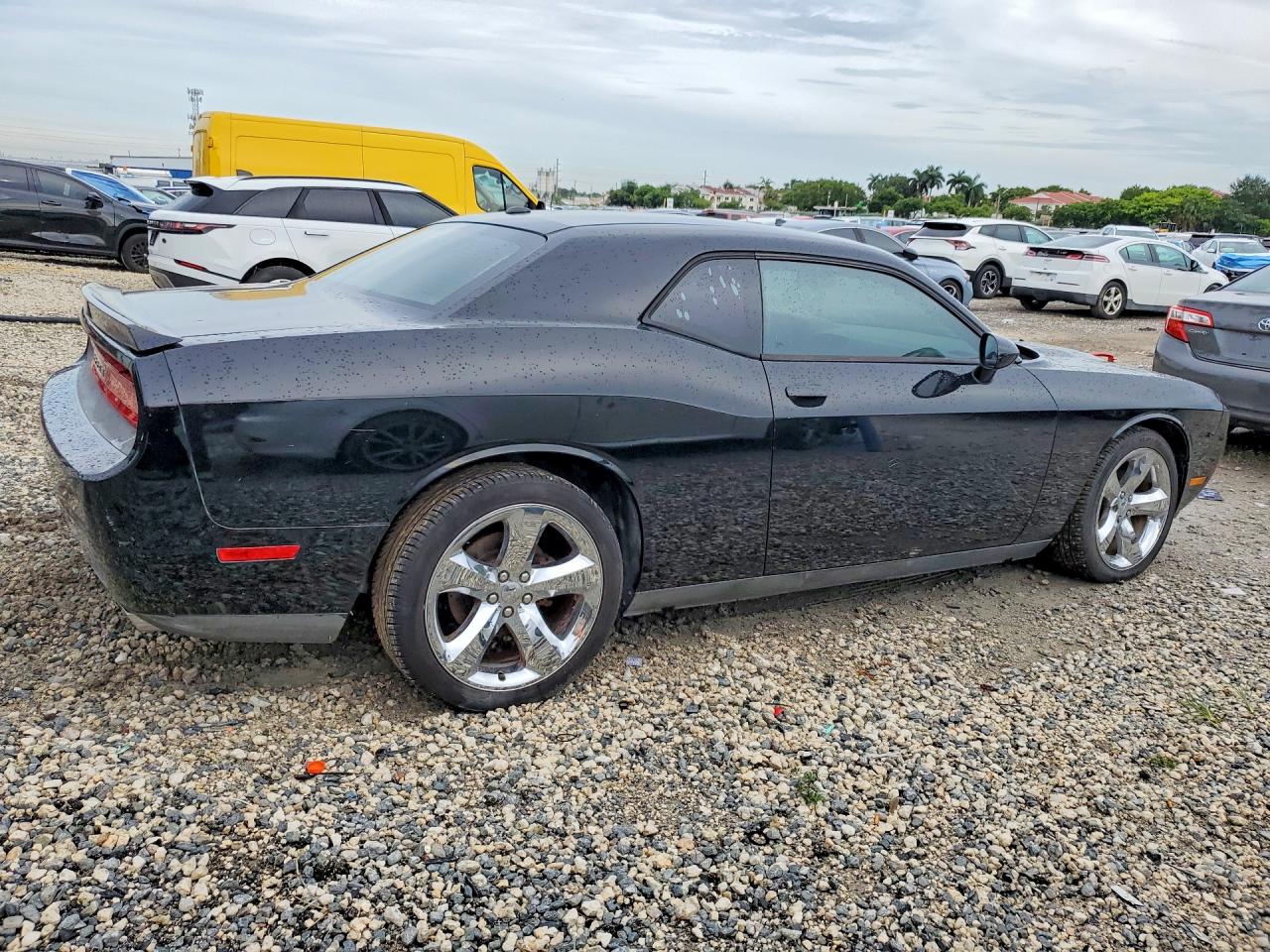 2013 Dodge Challenger Sxt Black vin: 2C3CDYAGXDH642128