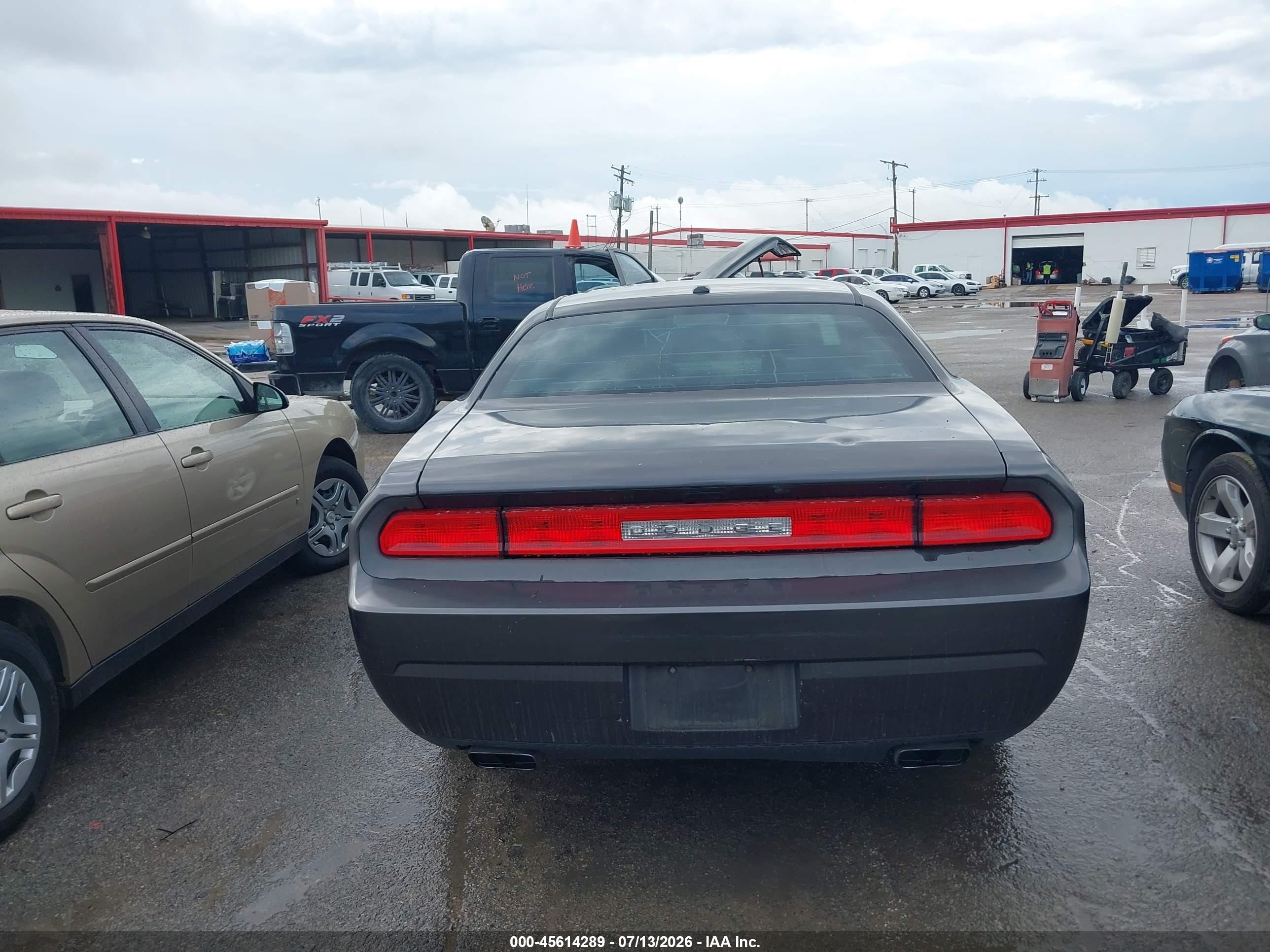 2013 Dodge Challenger Sxt Gray vin: 2C3CDYAGXDH679597