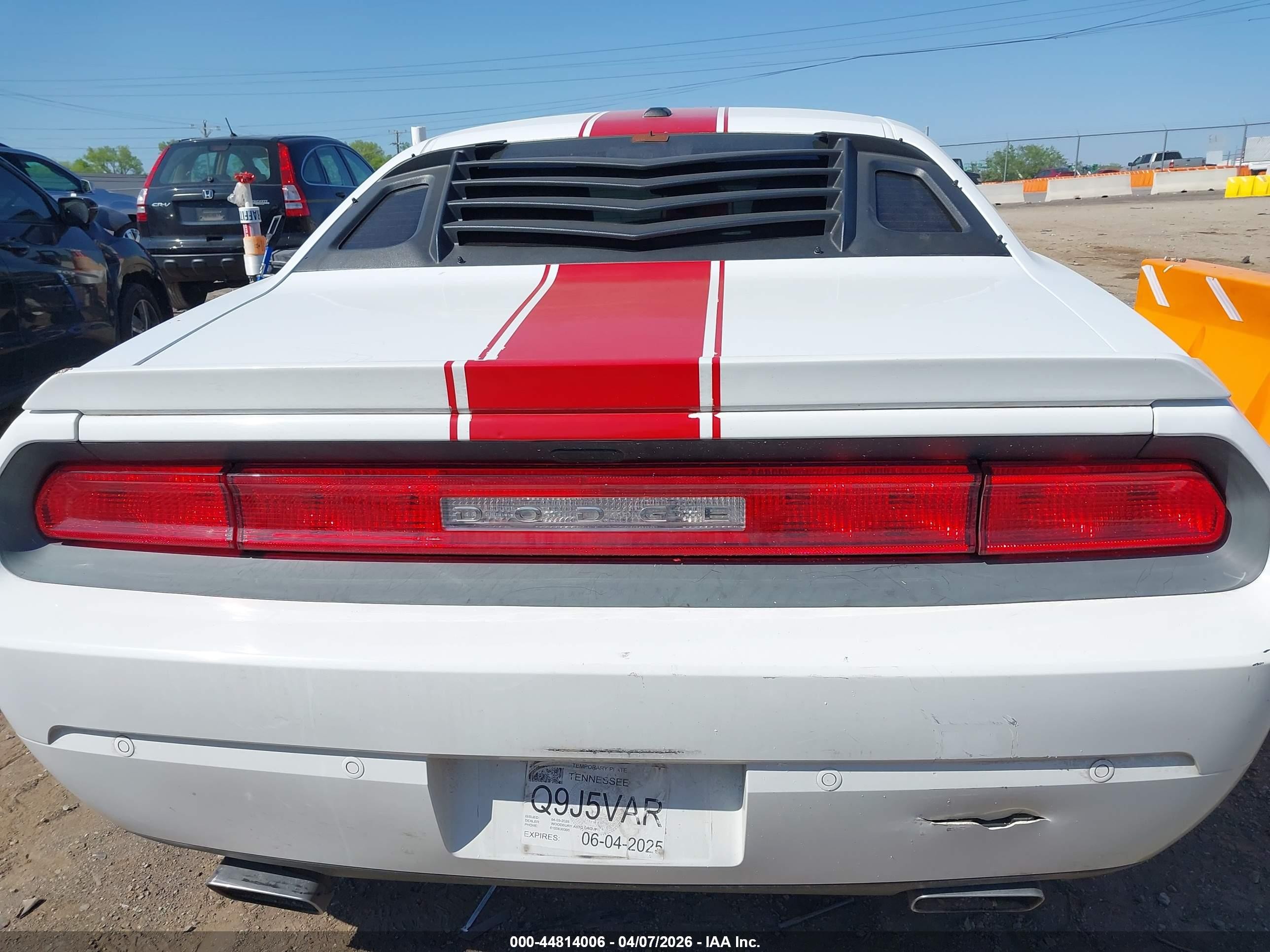 2014 Dodge Challenger Sxt White vin: 2C3CDYAGXEH299256