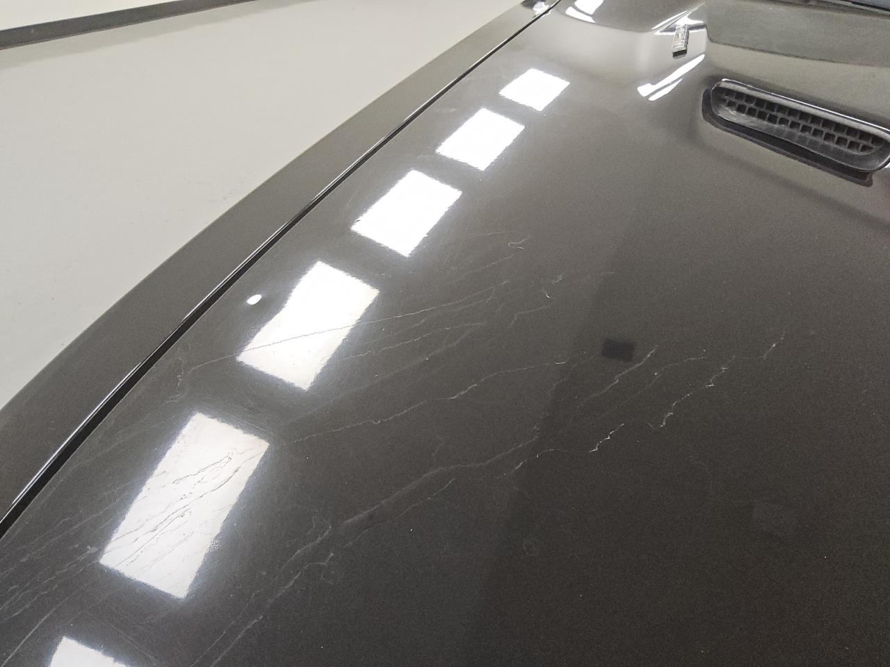 2013 Dodge Challenger R/t Black vin: 2C3CDYBT0DH534242 Damage: Hood, Dent(S) W/No Paint Dmg, 1 To 2 Inches