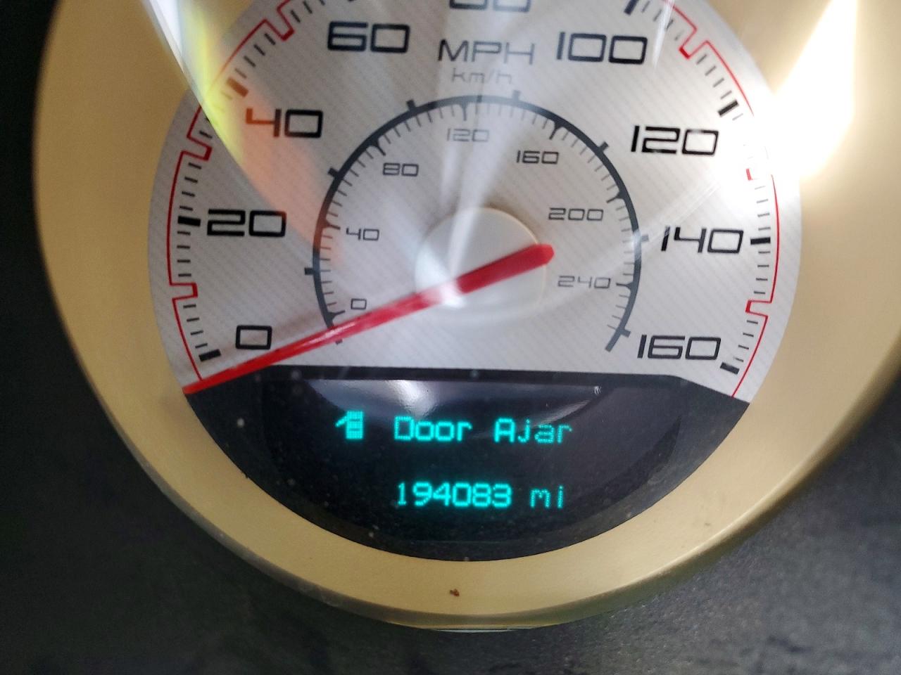 2014 Dodge Challenger R/t White vin: 2C3CDYBT0EH101358