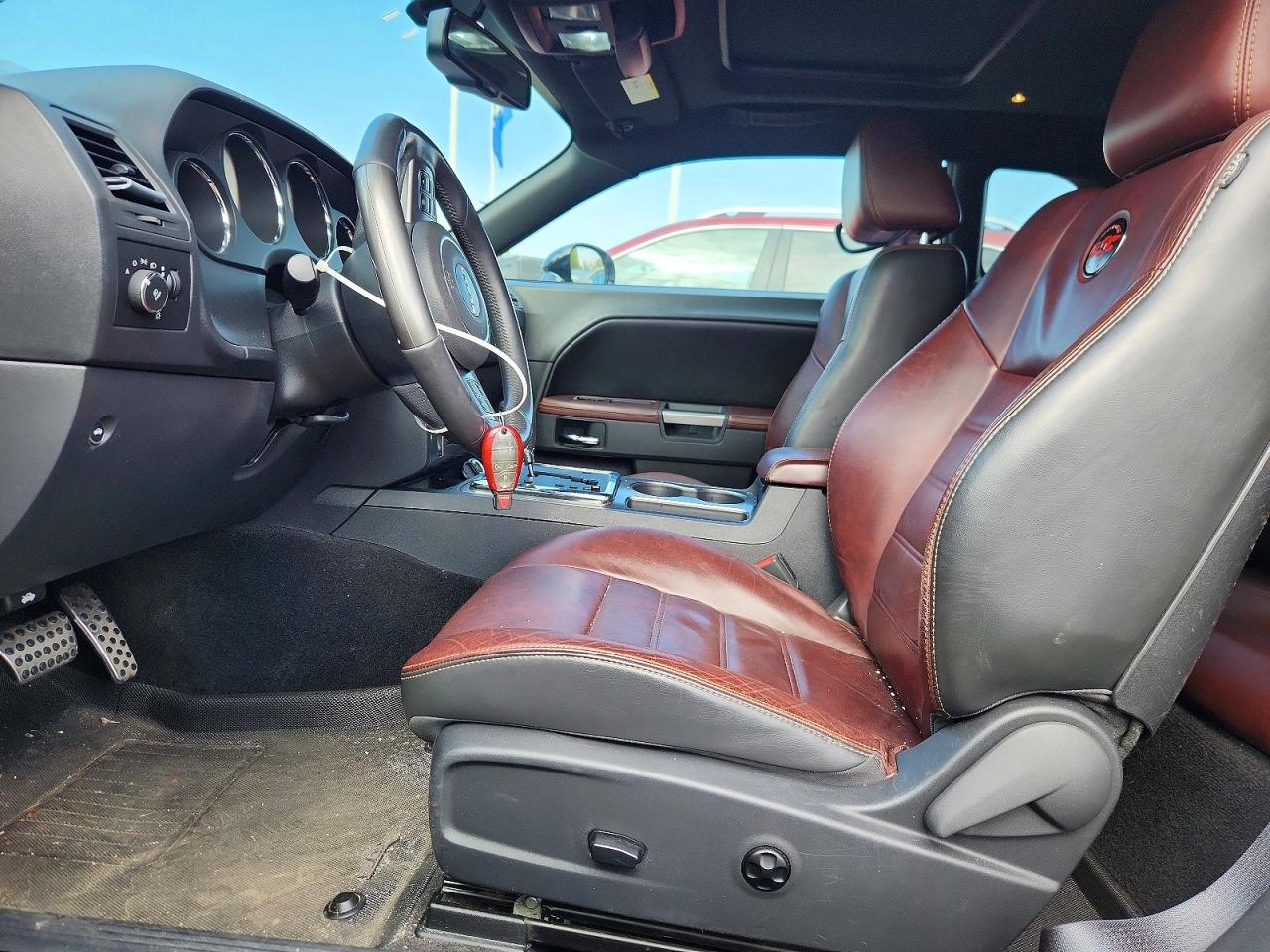2014 Dodge Challenger R Black vin: 2C3CDYBT0EH310518