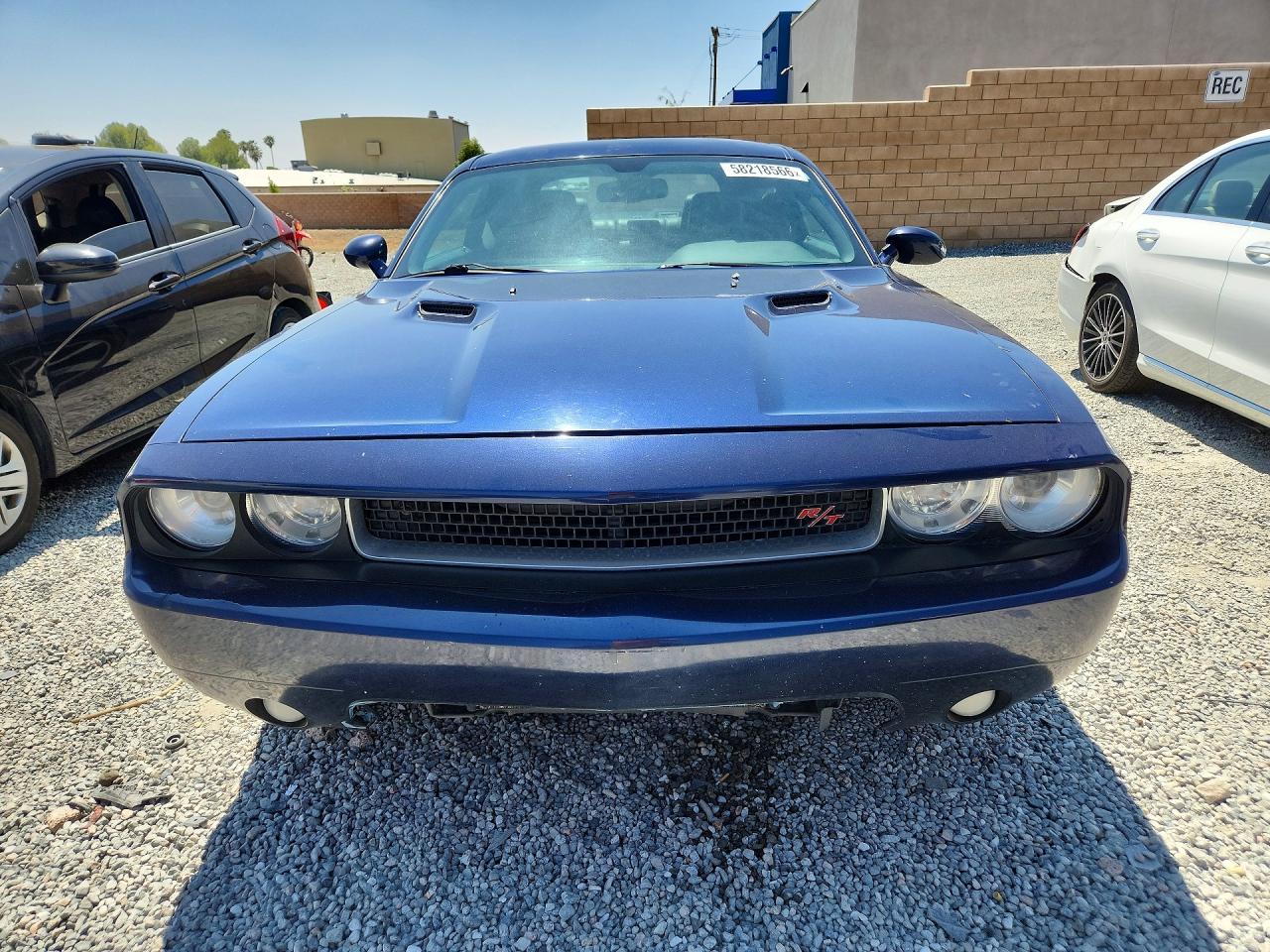 2013 Dodge Challenger R/t Blue vin: 2C3CDYBT1DH724454