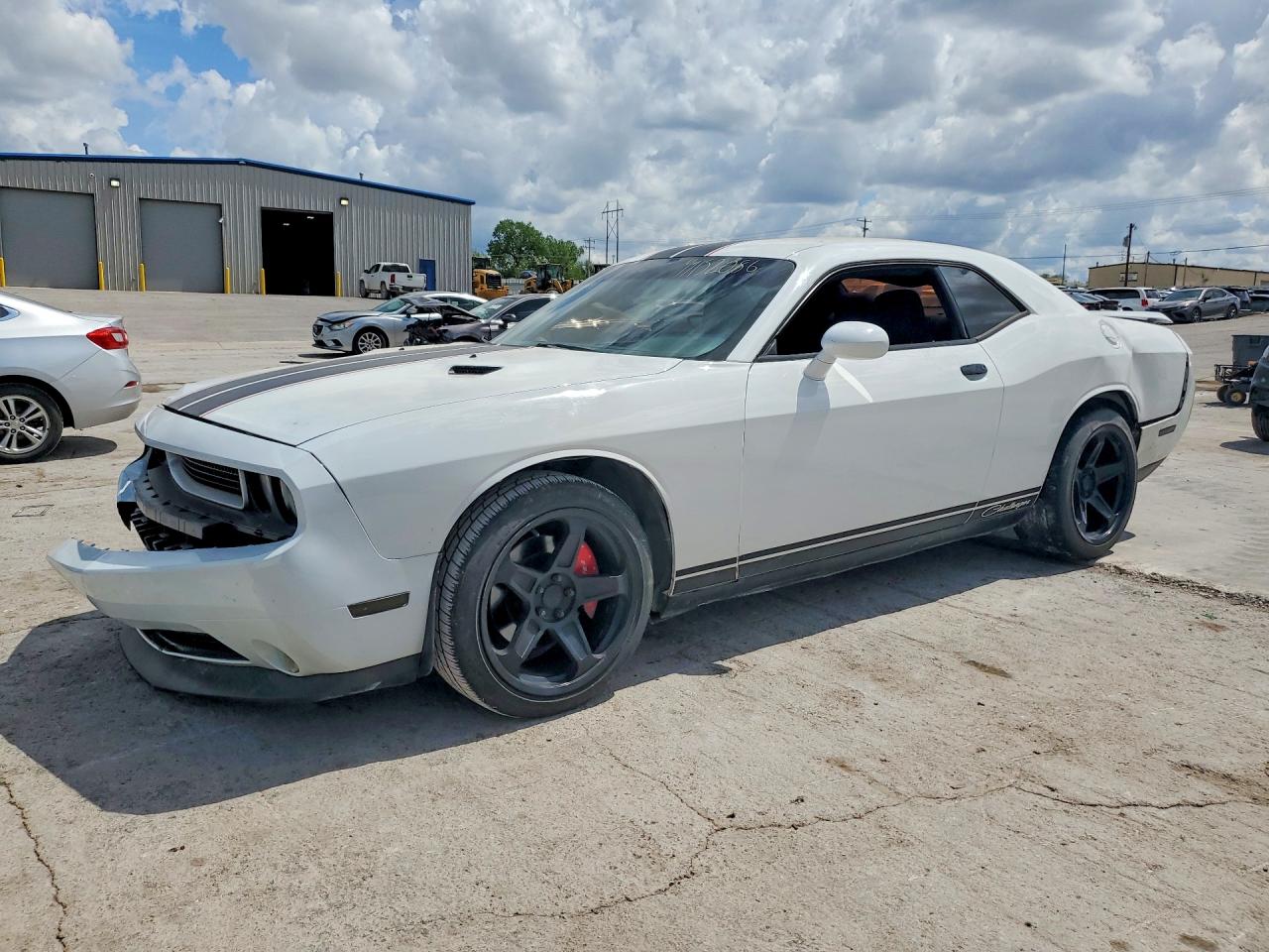 2014 Dodge Challenger R Белый vin: 2C3CDYBT1EH108898