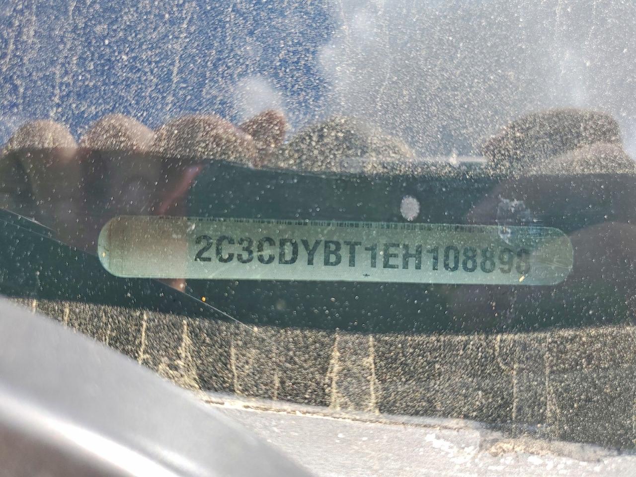 2014 Dodge Challenger R White vin: 2C3CDYBT1EH108898