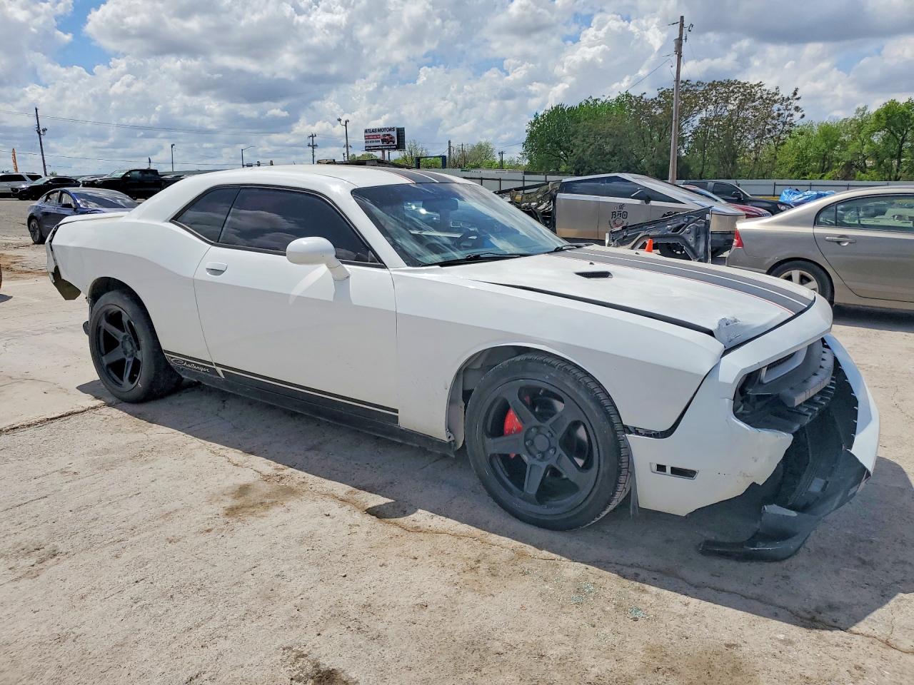 2014 Dodge Challenger R White vin: 2C3CDYBT1EH108898