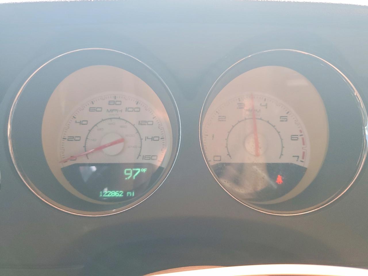 2013 Dodge Challenger R White vin: 2C3CDYBT2DH593597