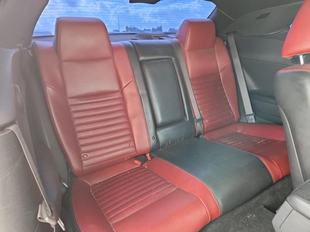 2013 Dodge Challenger R/t Black vin: 2C3CDYBT2DH685910