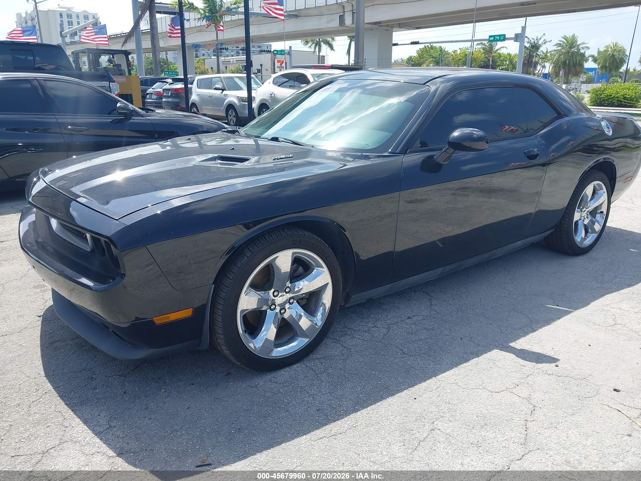 2013 Dodge Challenger R/t Black vin: 2C3CDYBT2DH740436
