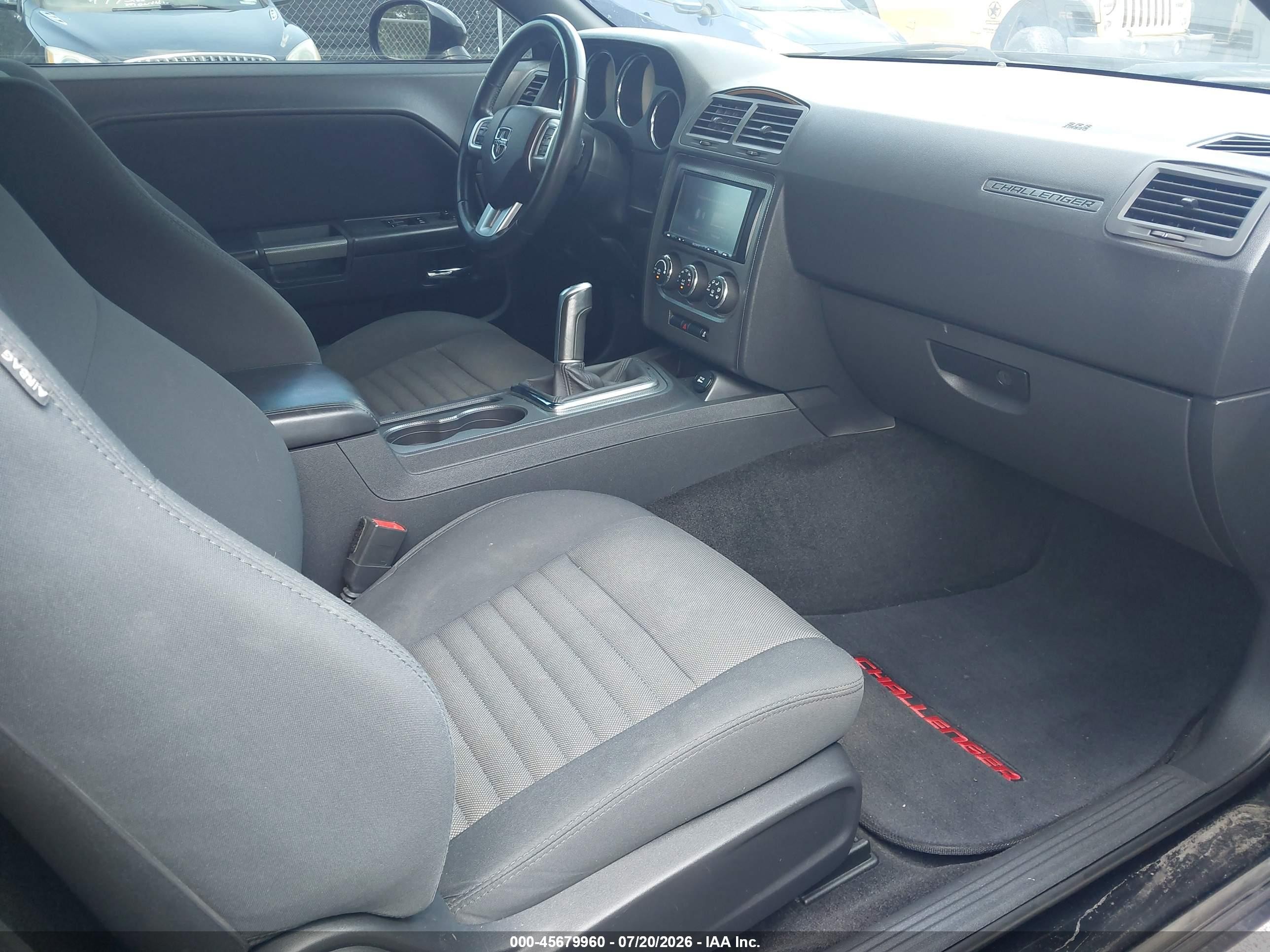 2013 Dodge Challenger R/t Black vin: 2C3CDYBT2DH740436