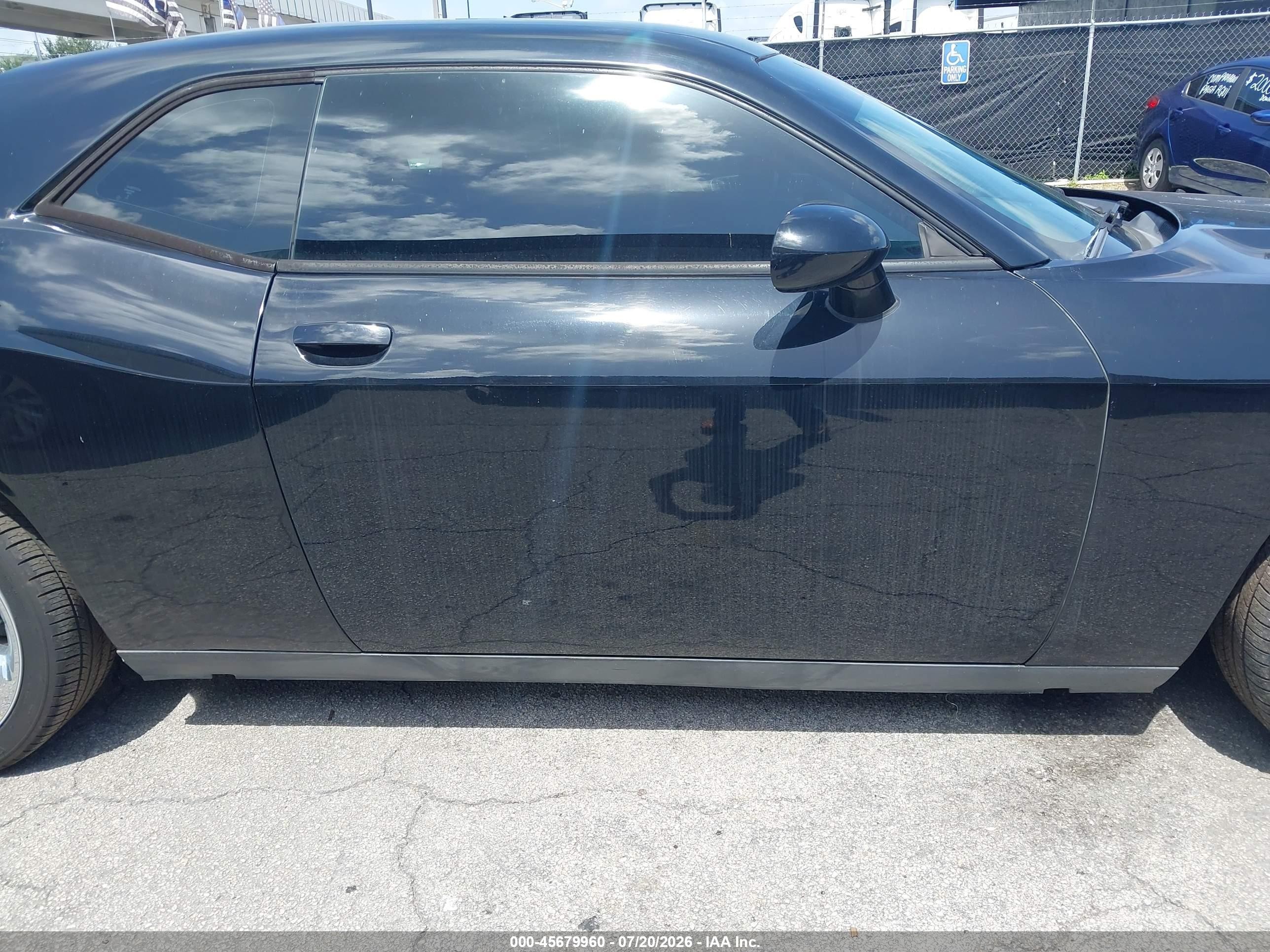 2013 Dodge Challenger R/t Black vin: 2C3CDYBT2DH740436