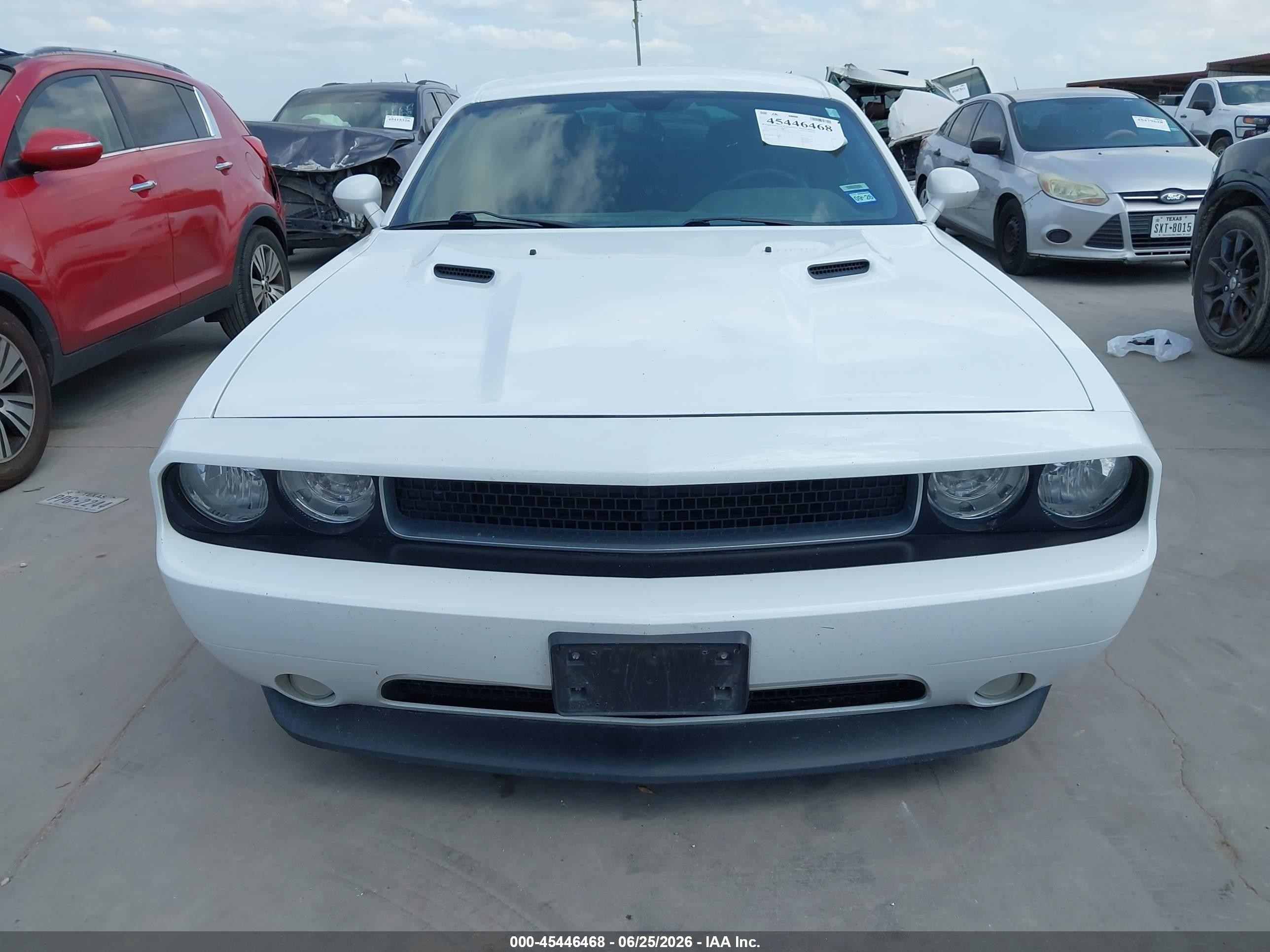 2013 Dodge Challenger R/t White vin: 2C3CDYBT3DH712726