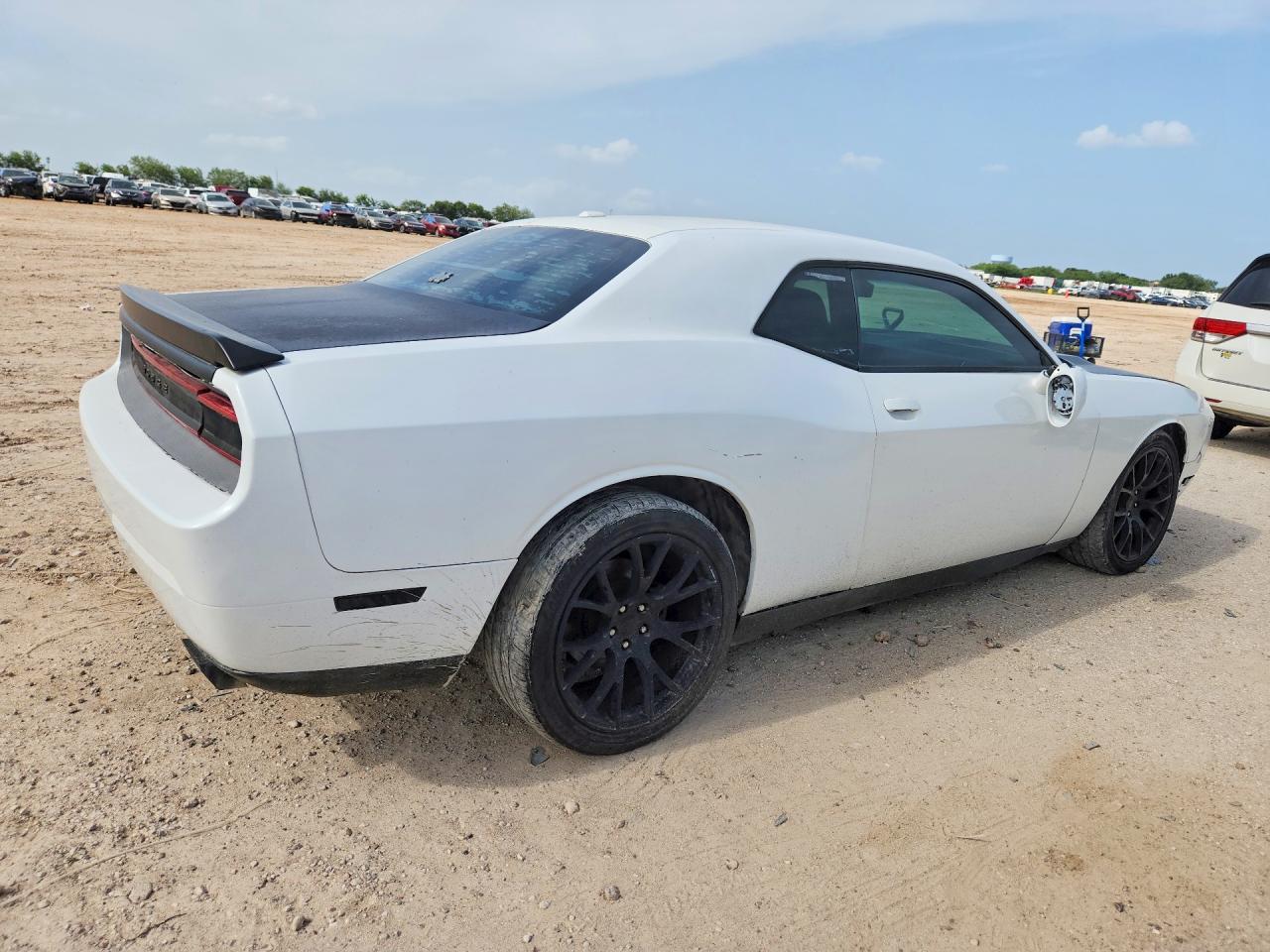 2013 Dodge Challenger R/t White vin: 2C3CDYBT4DH629029