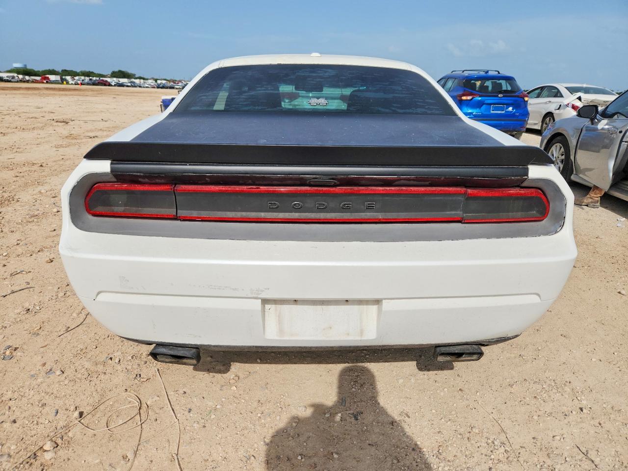 2013 Dodge Challenger R/t White vin: 2C3CDYBT4DH629029