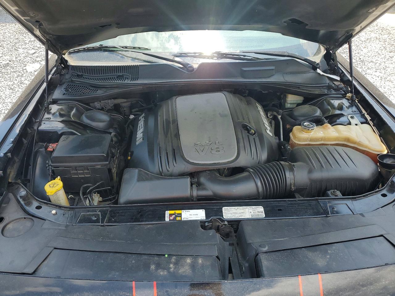 2013 Dodge Challenger R/t Black vin: 2C3CDYBT5DH674366