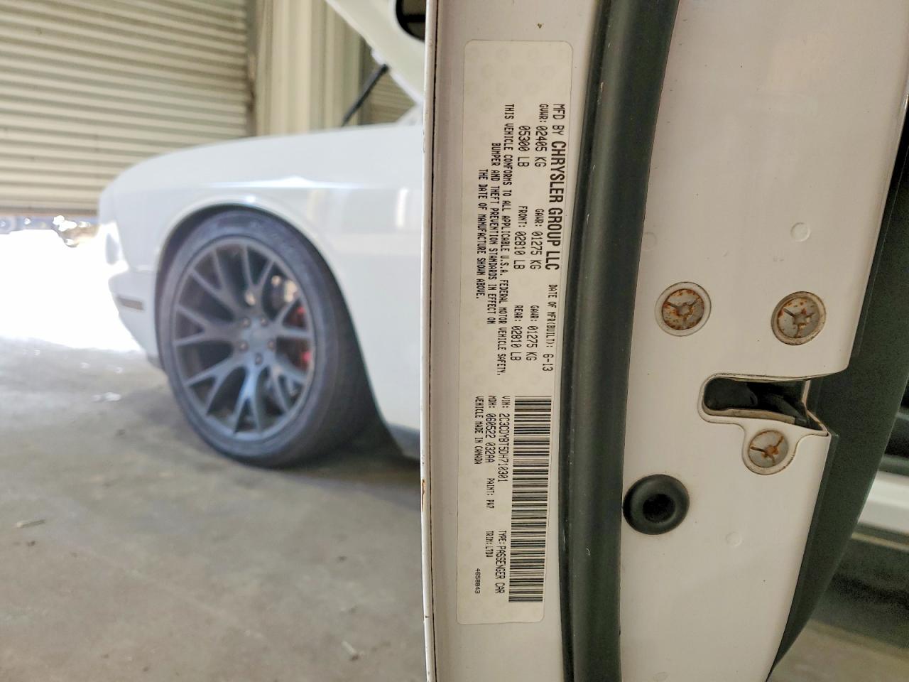 2013 Dodge Challenger R/t White vin: 2C3CDYBT5DH710301