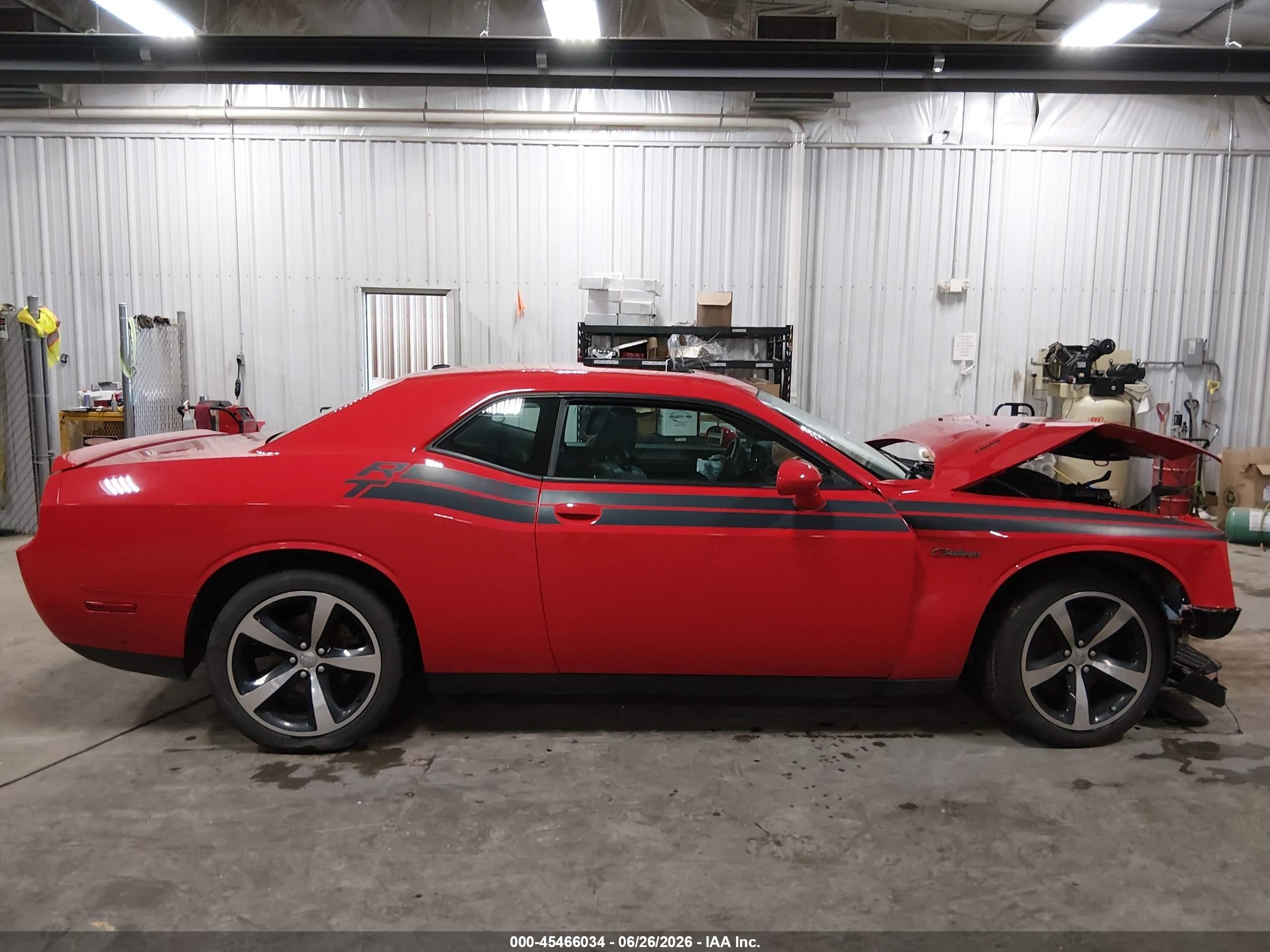 2014 Dodge Challenger R/t Classic Red vin: 2C3CDYBT5EH139510