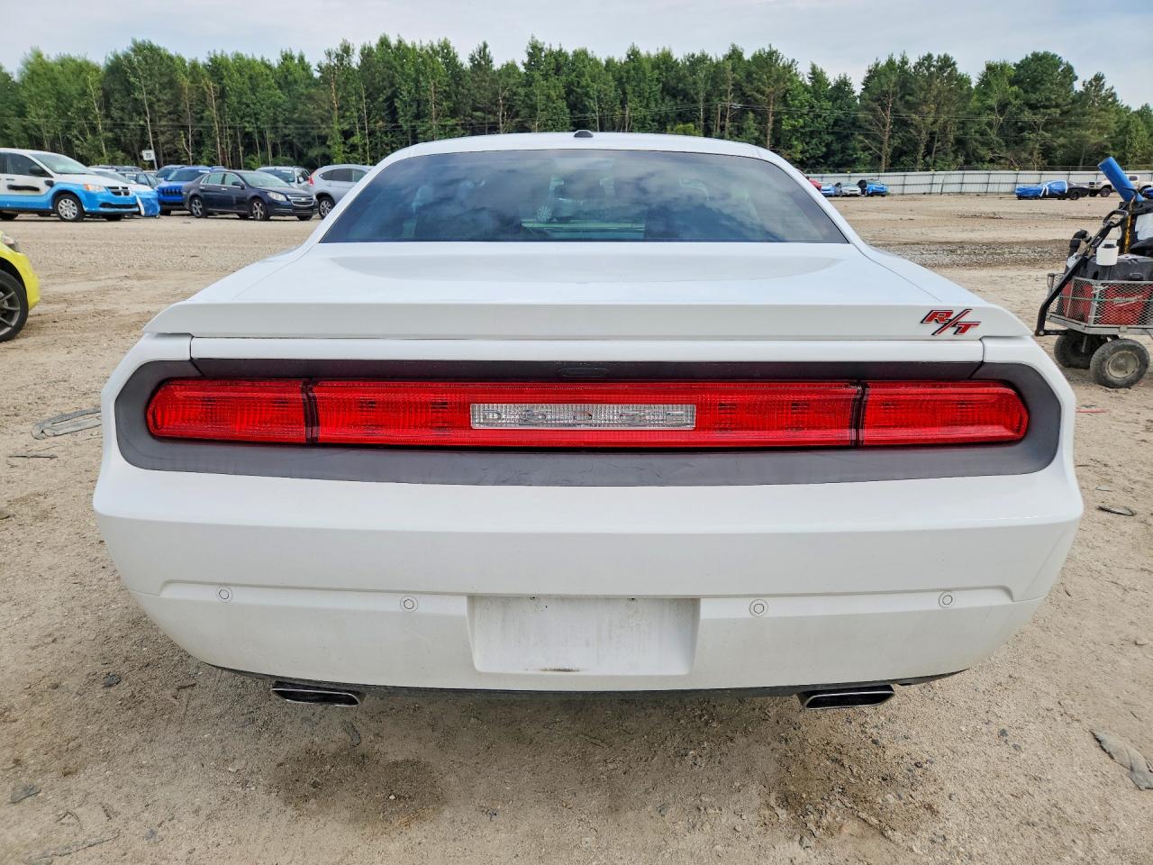 2014 Dodge Challenger R/t White vin: 2C3CDYBT5EH196824