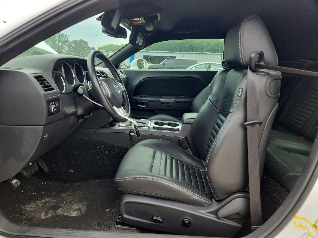 2014 Dodge Challenger R/t White vin: 2C3CDYBT5EH196824