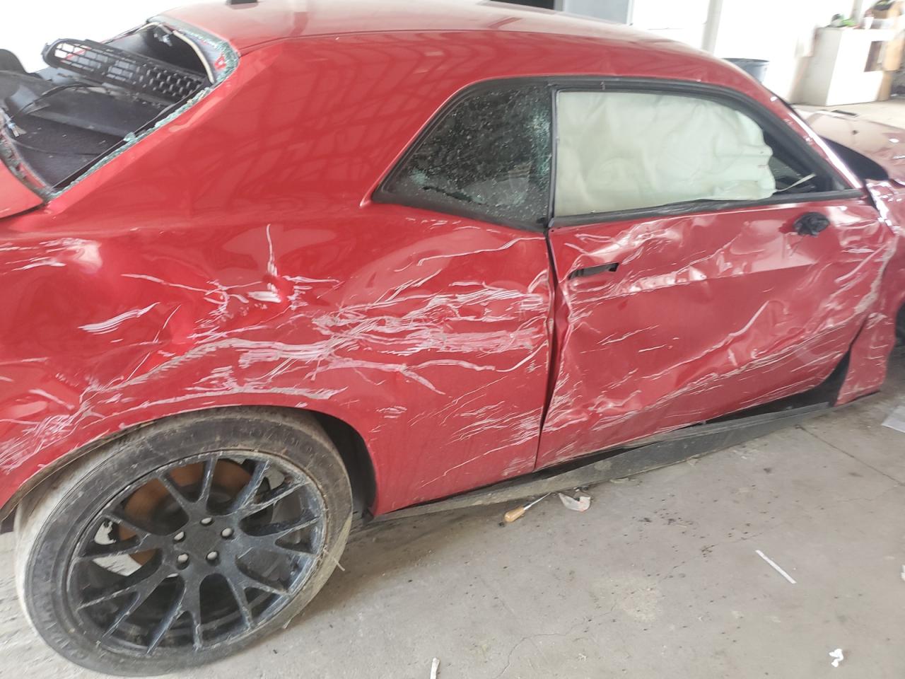 2012 Dodge Challenger R/t Red vin: 2C3CDYBT6CH104228