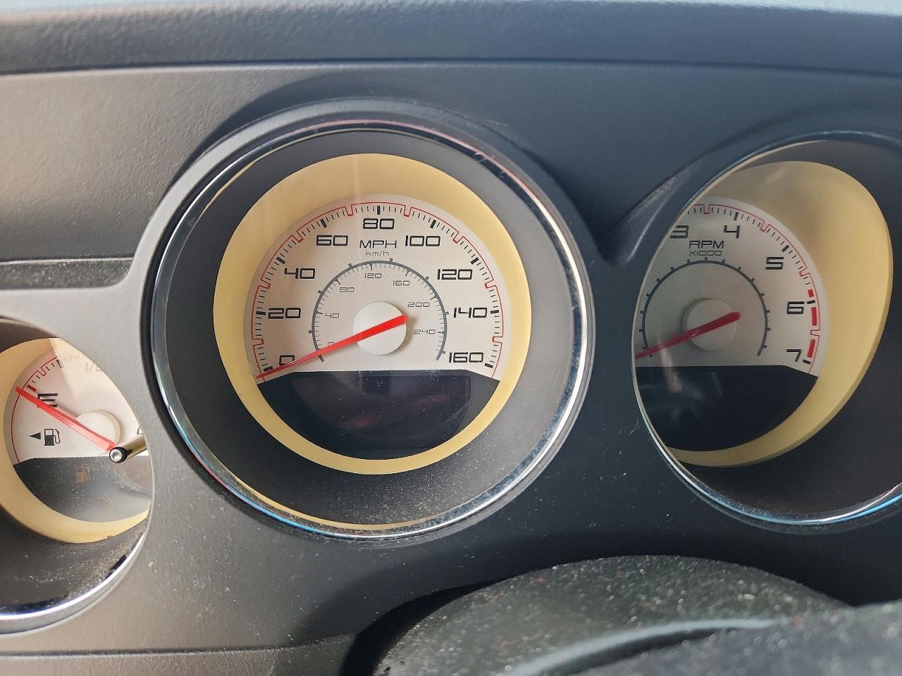 2012 Dodge Challenger R Черный vin: 2C3CDYBT7CH229769