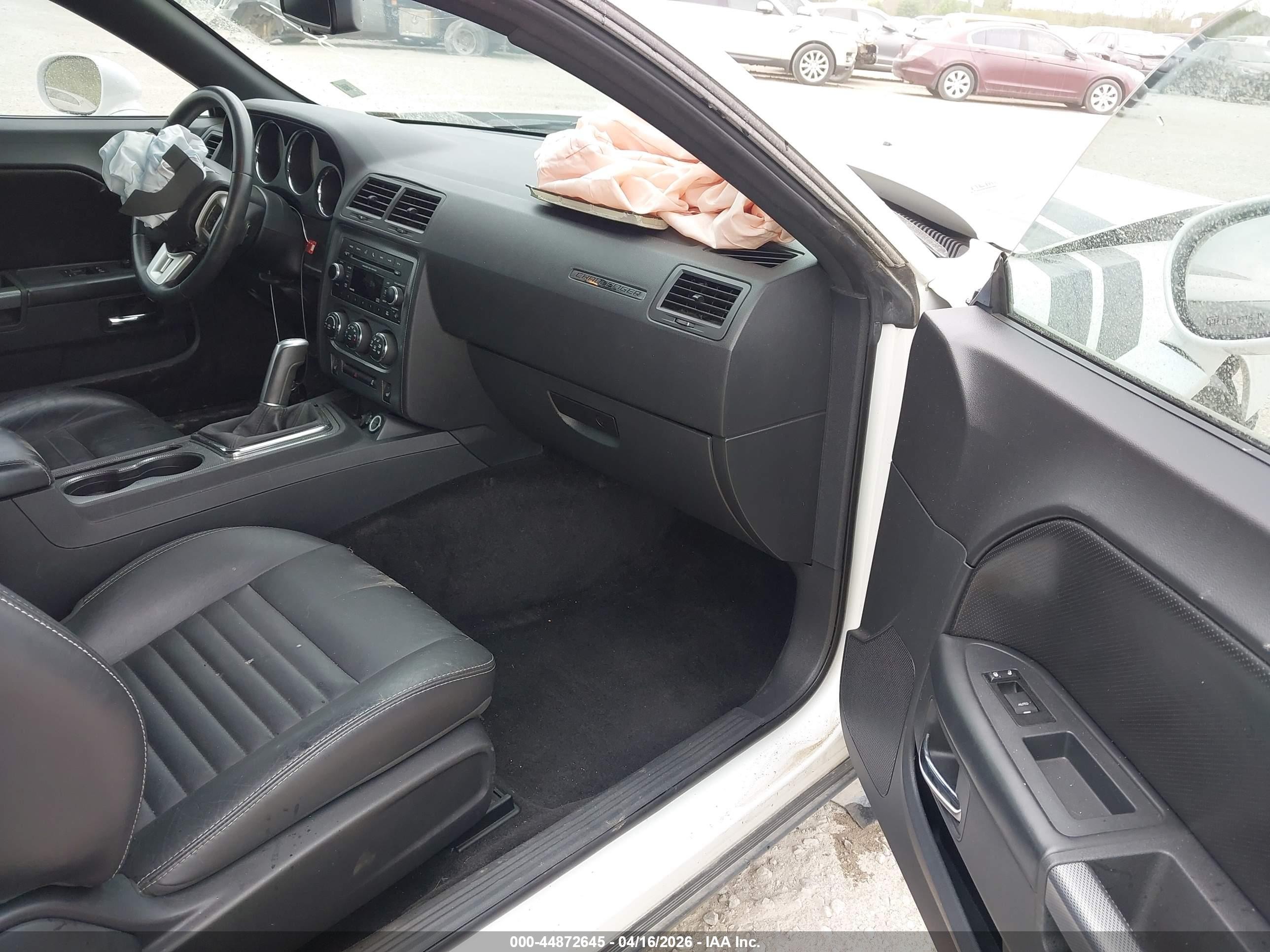 2014 Dodge Challenger R/t Plus White vin: 2C3CDYBT7EH214885