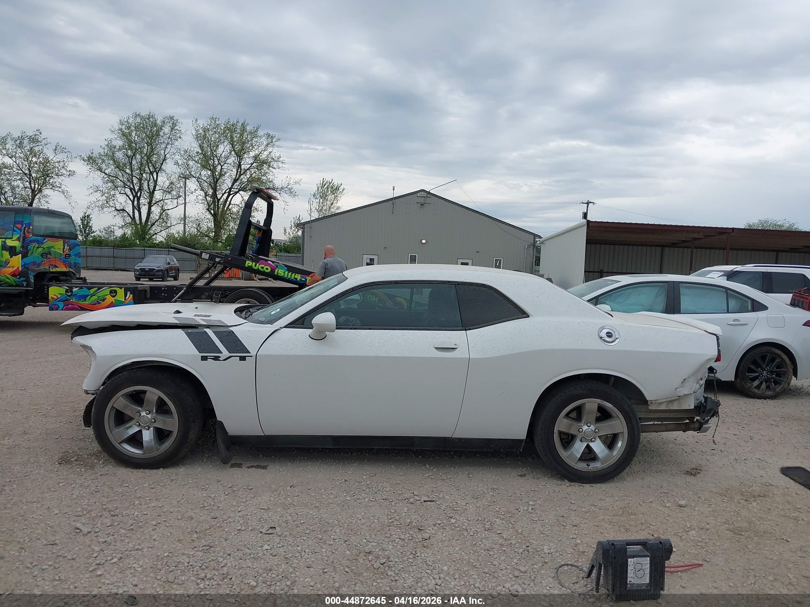 2014 Dodge Challenger R/t Plus White vin: 2C3CDYBT7EH214885